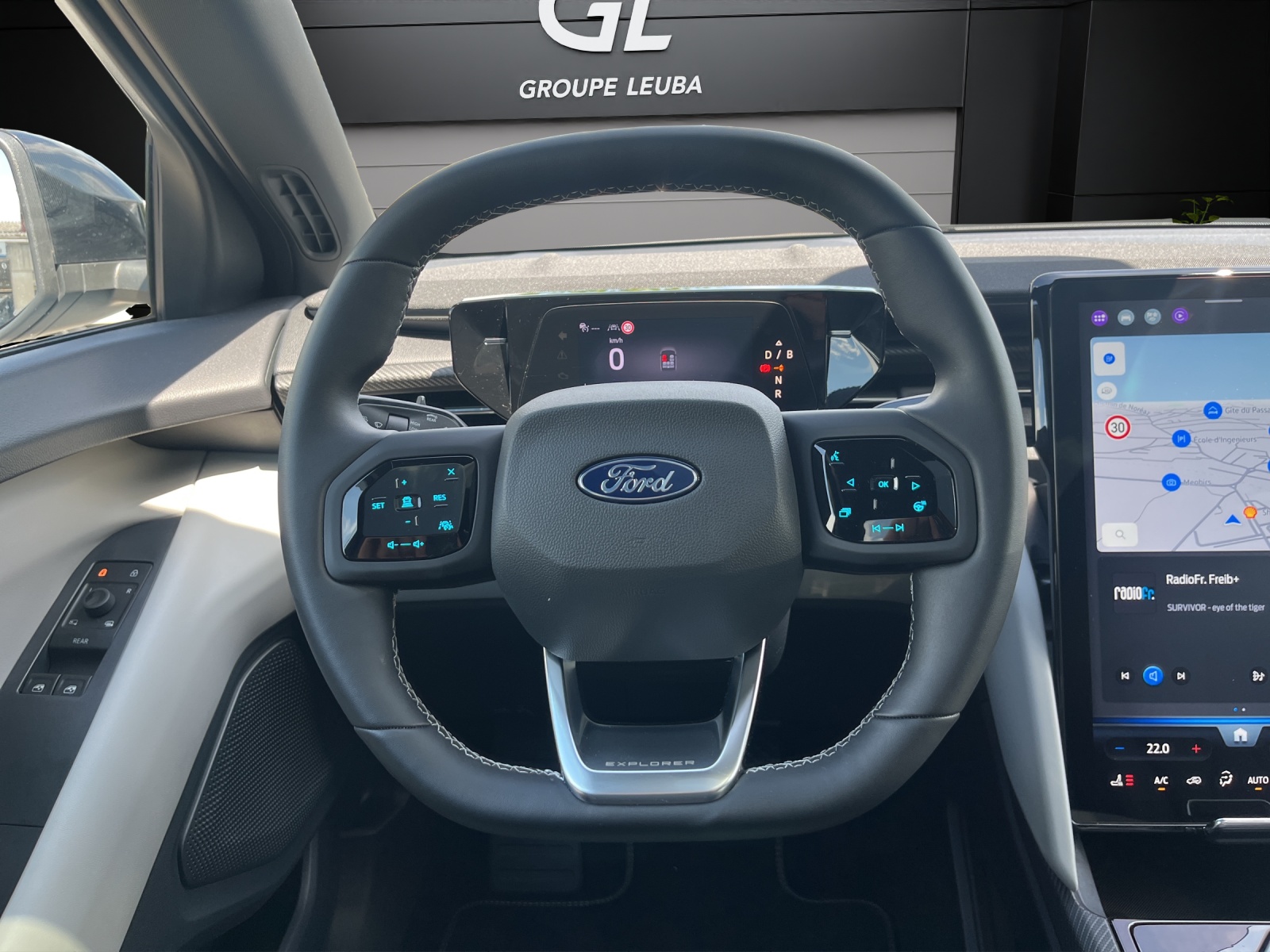 FORD Explorer Elektro 77kWh Dual Extended Range Premium AWD-image-12