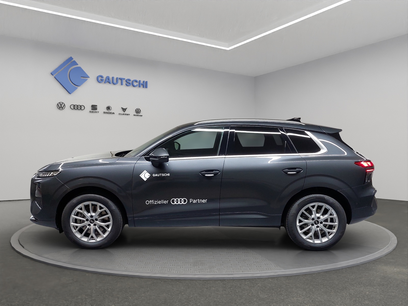 AUDI Q3 SUV TFSI quattro 150 kW S tronic-image-1