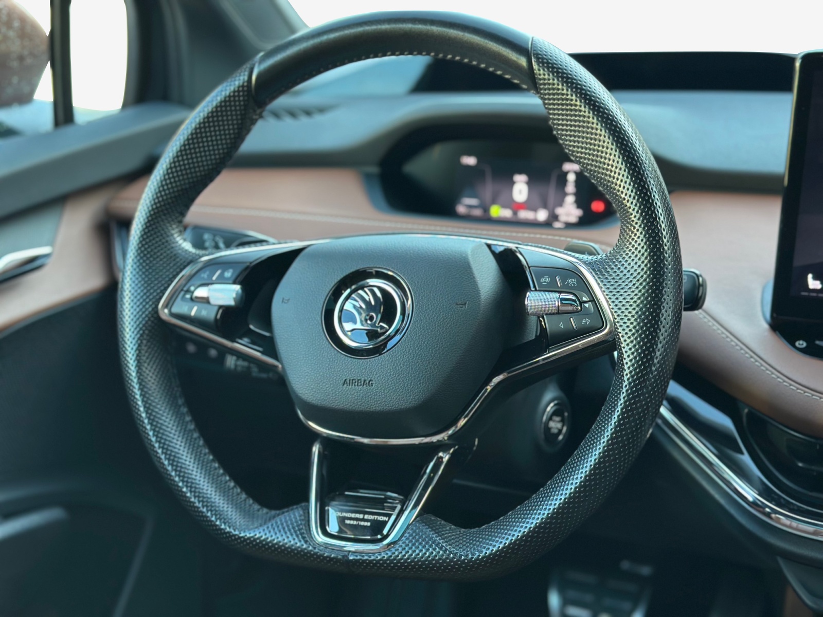 SKODA Enyaq iV 80x Founders Edition-image-9