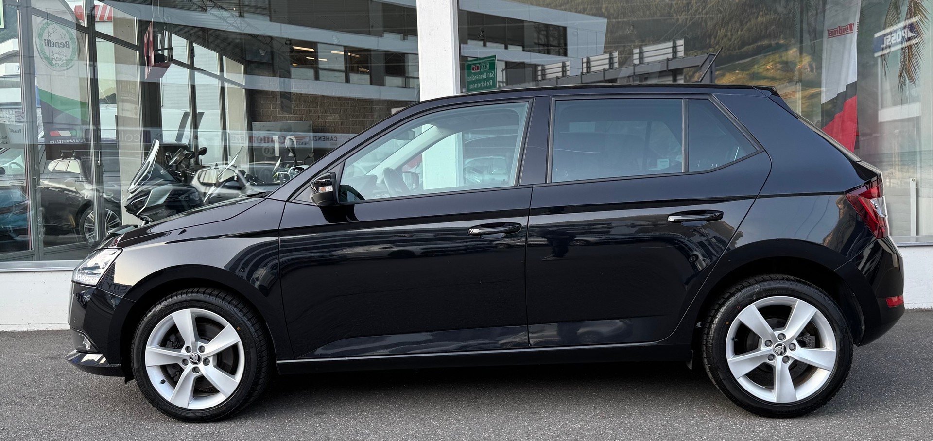 SKODA Fabia 1.0 TSI Style DSG-image-2