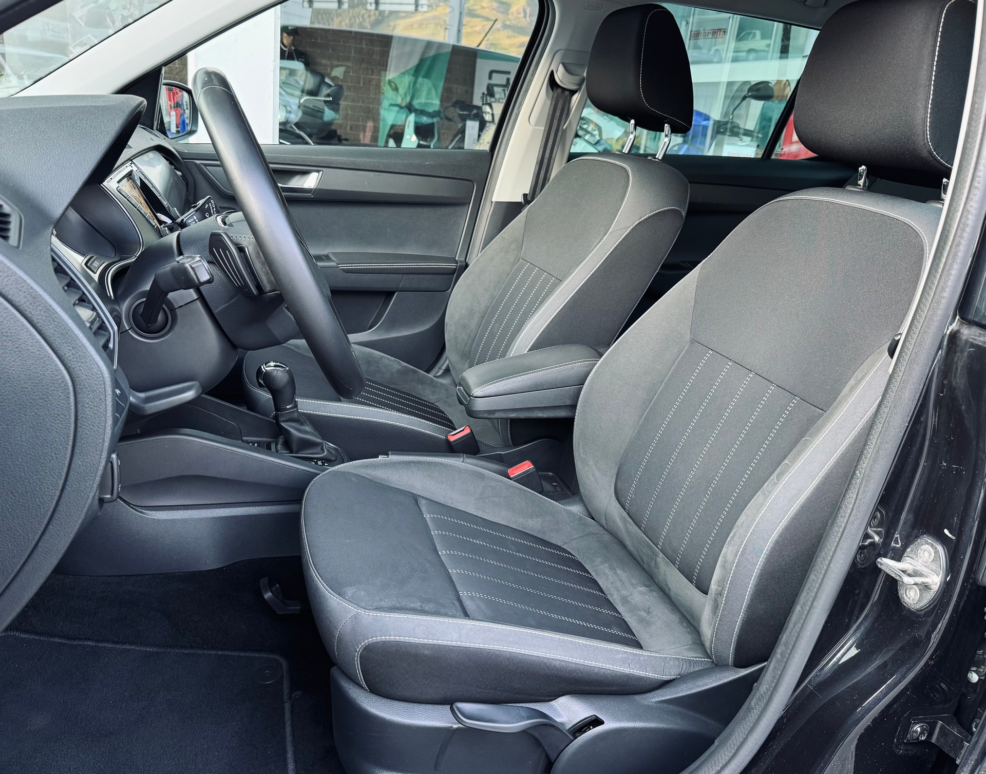 SKODA Fabia 1.0 TSI Style DSG-image-7