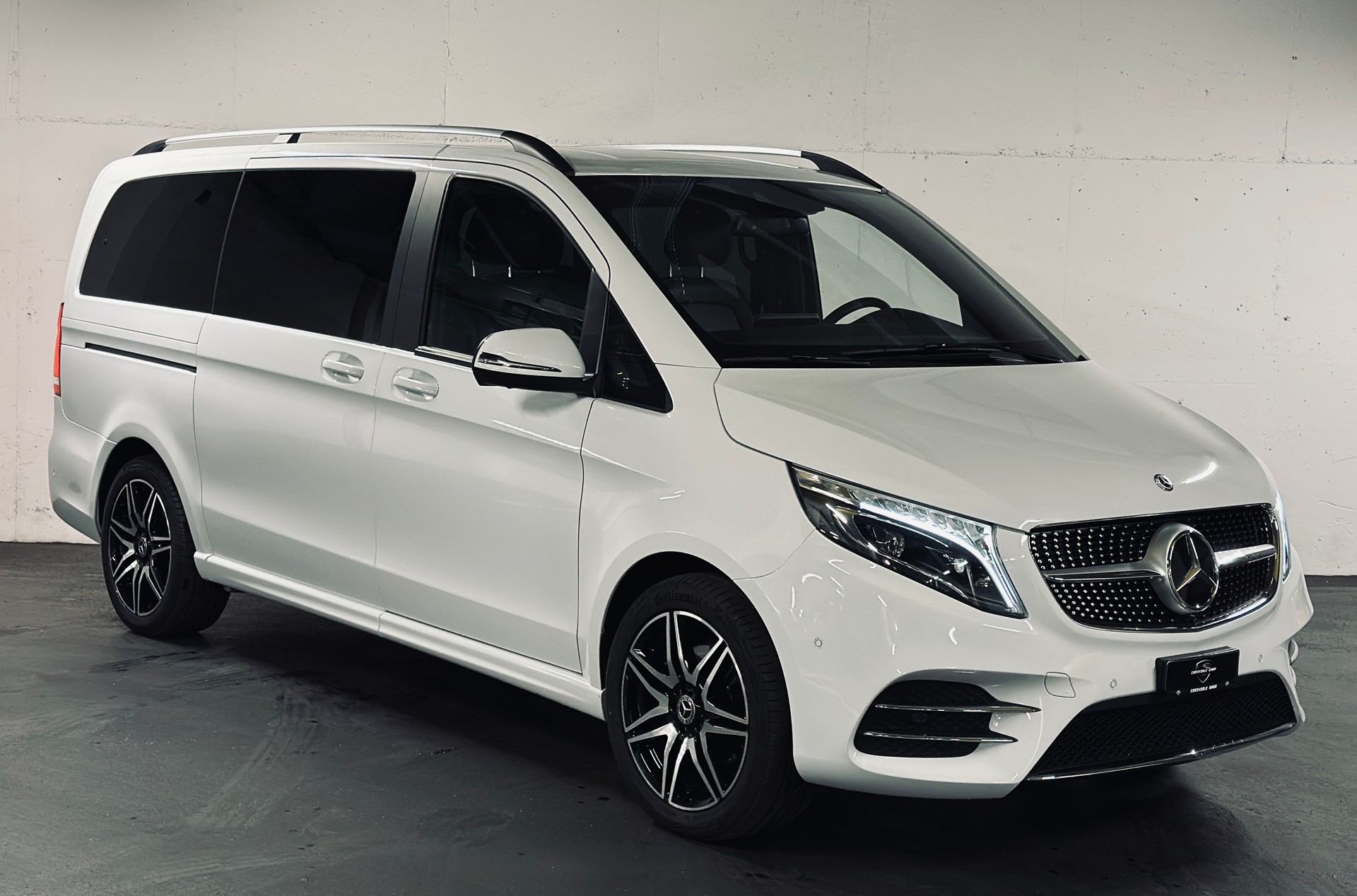 MERCEDES-BENZ V 300 d lang AMG LINE 4Matic 9G-Tronic-image-1