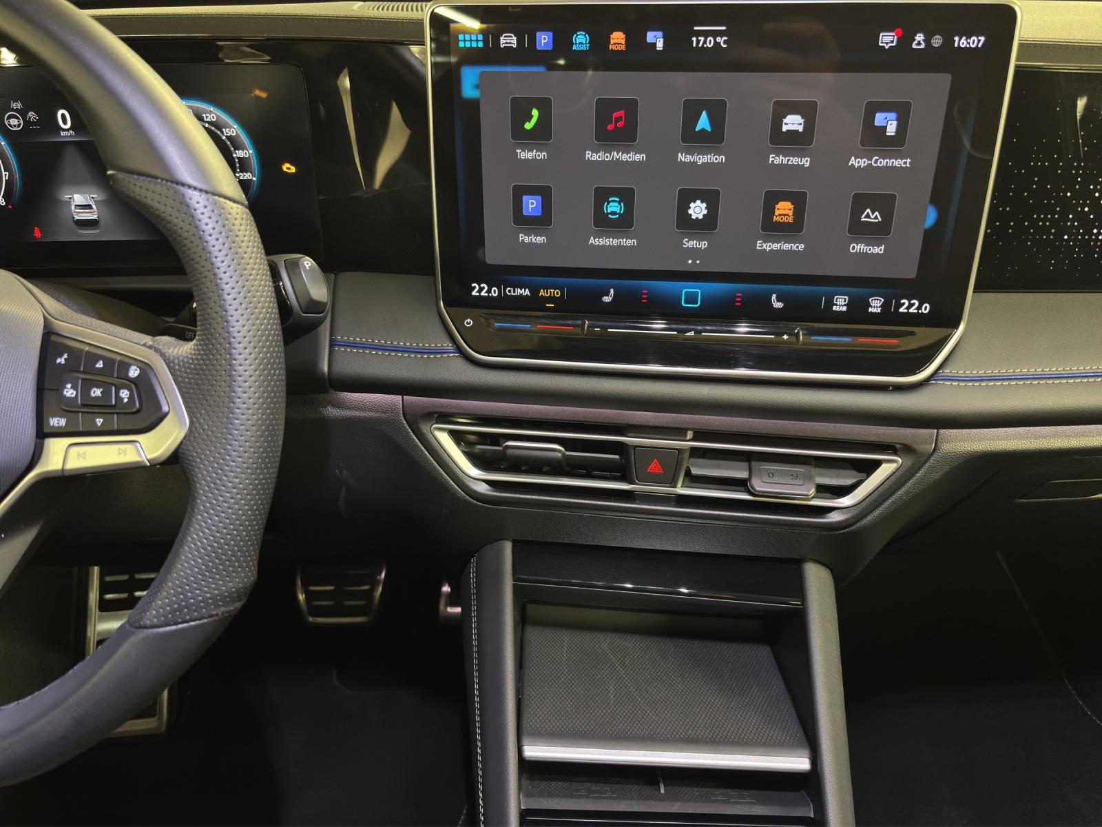 VW Tiguan 2.0 TSI R-Line DSG 4motion-image-10
