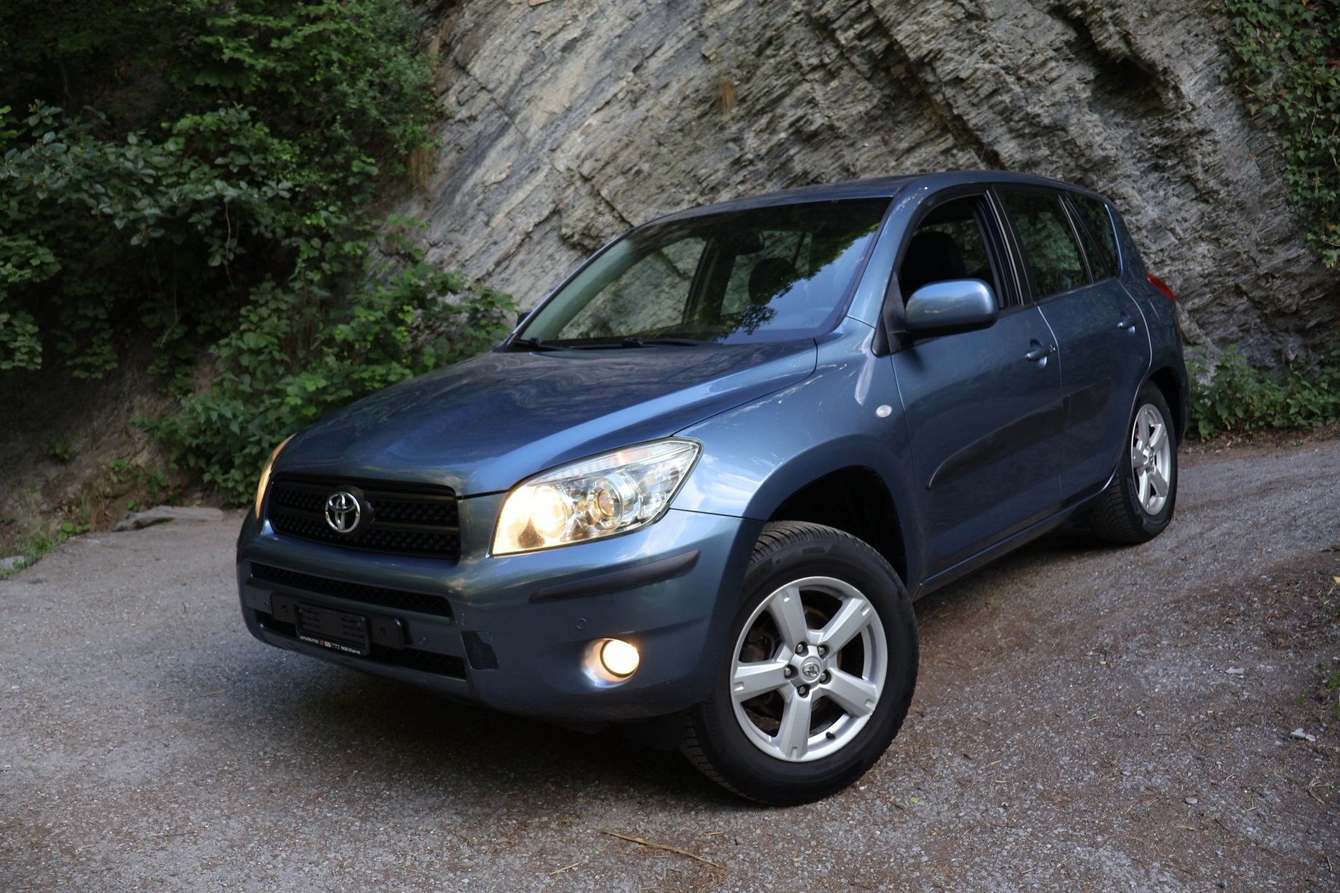 TOYOTA RAV-4 2.0 16V Linea Terra-image-1