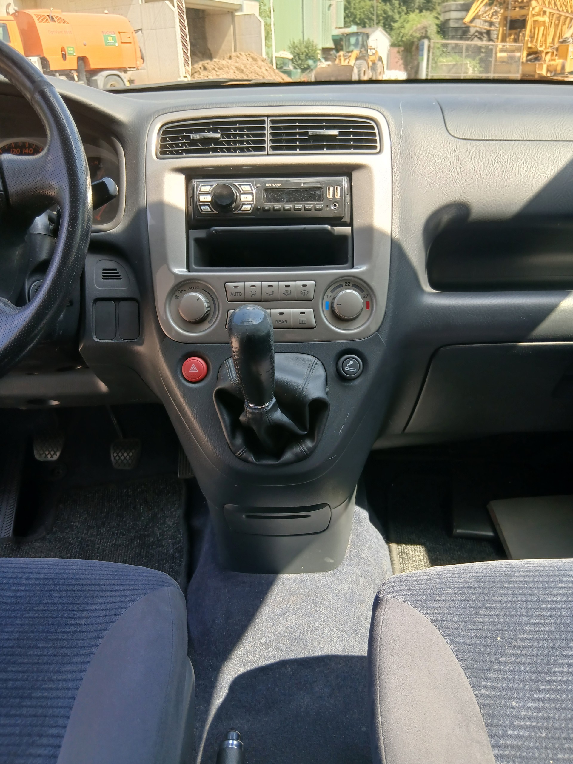 HONDA Stream 2.0i ES (Sport)-image-7