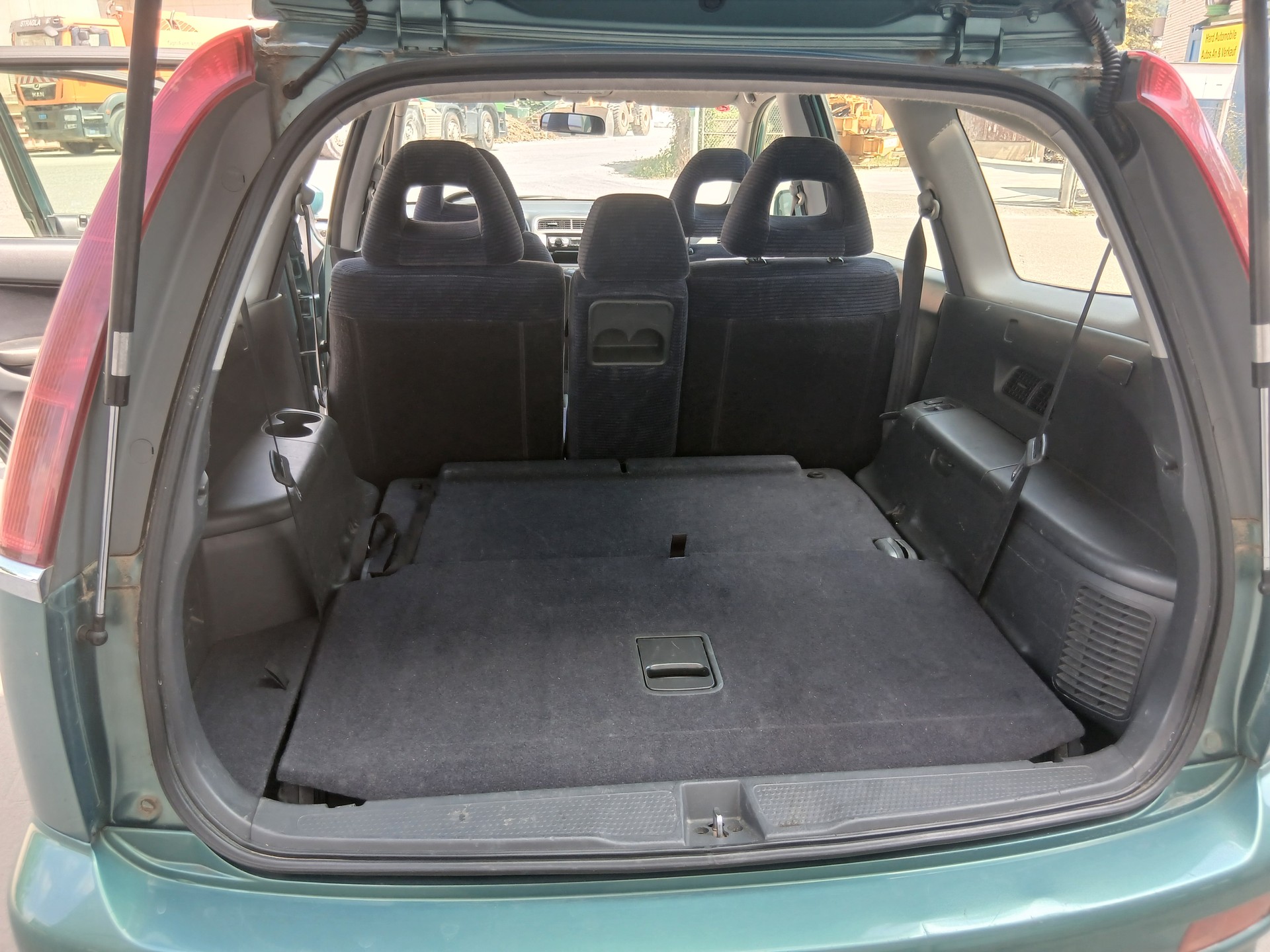HONDA Stream 2.0i ES (Sport)-image-8