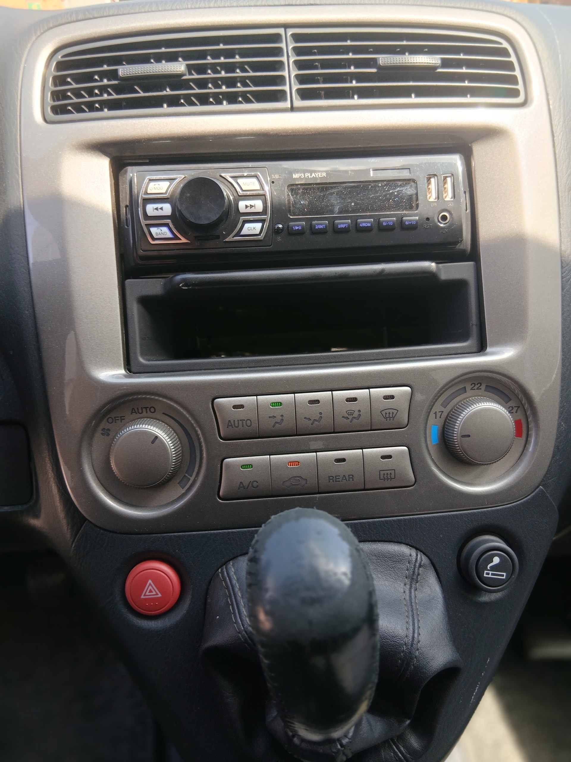 HONDA Stream 2.0i ES (Sport)-image-11