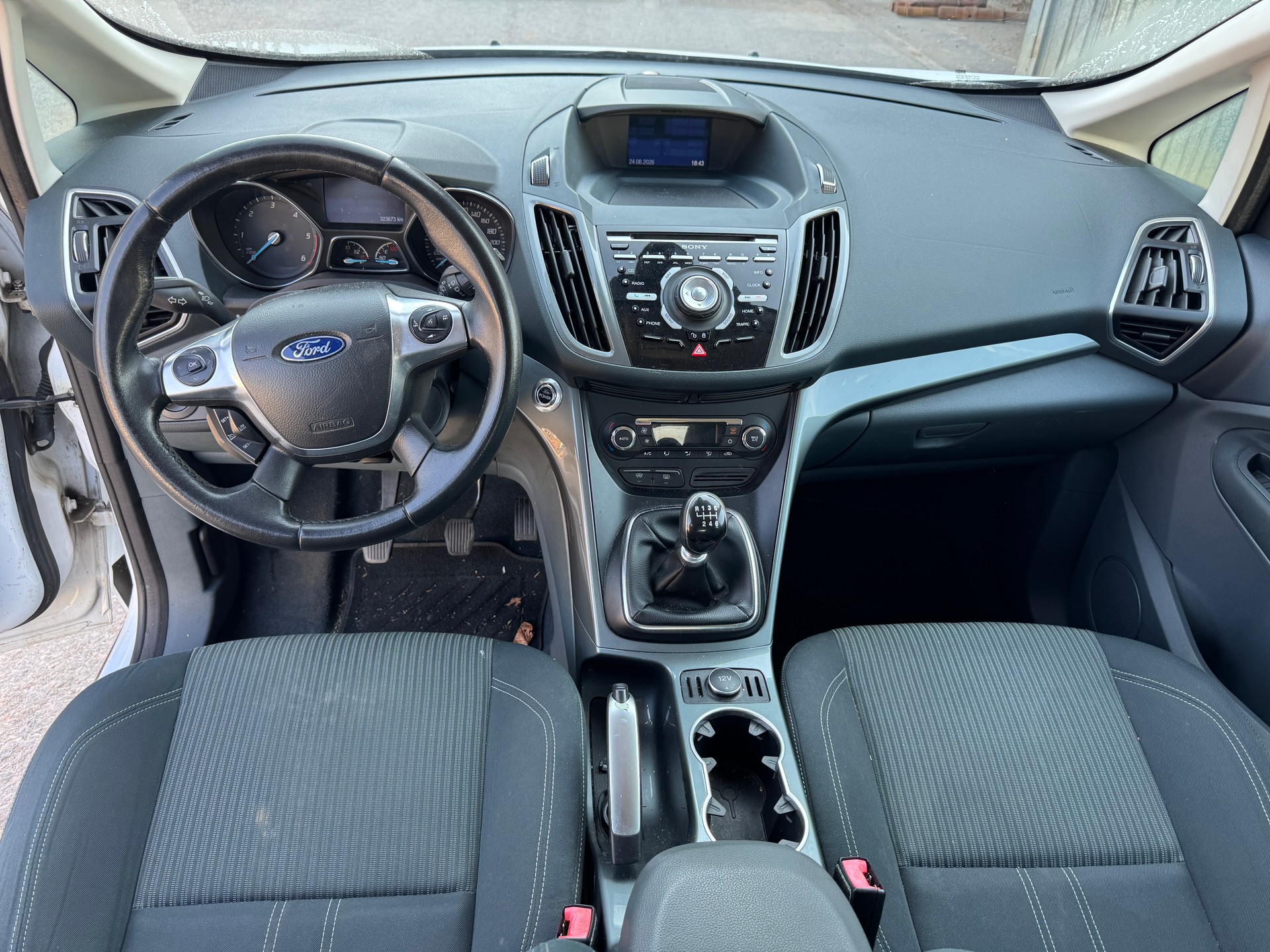 FORD Grand C-Max 2.0 TDCi Titanium-image-9
