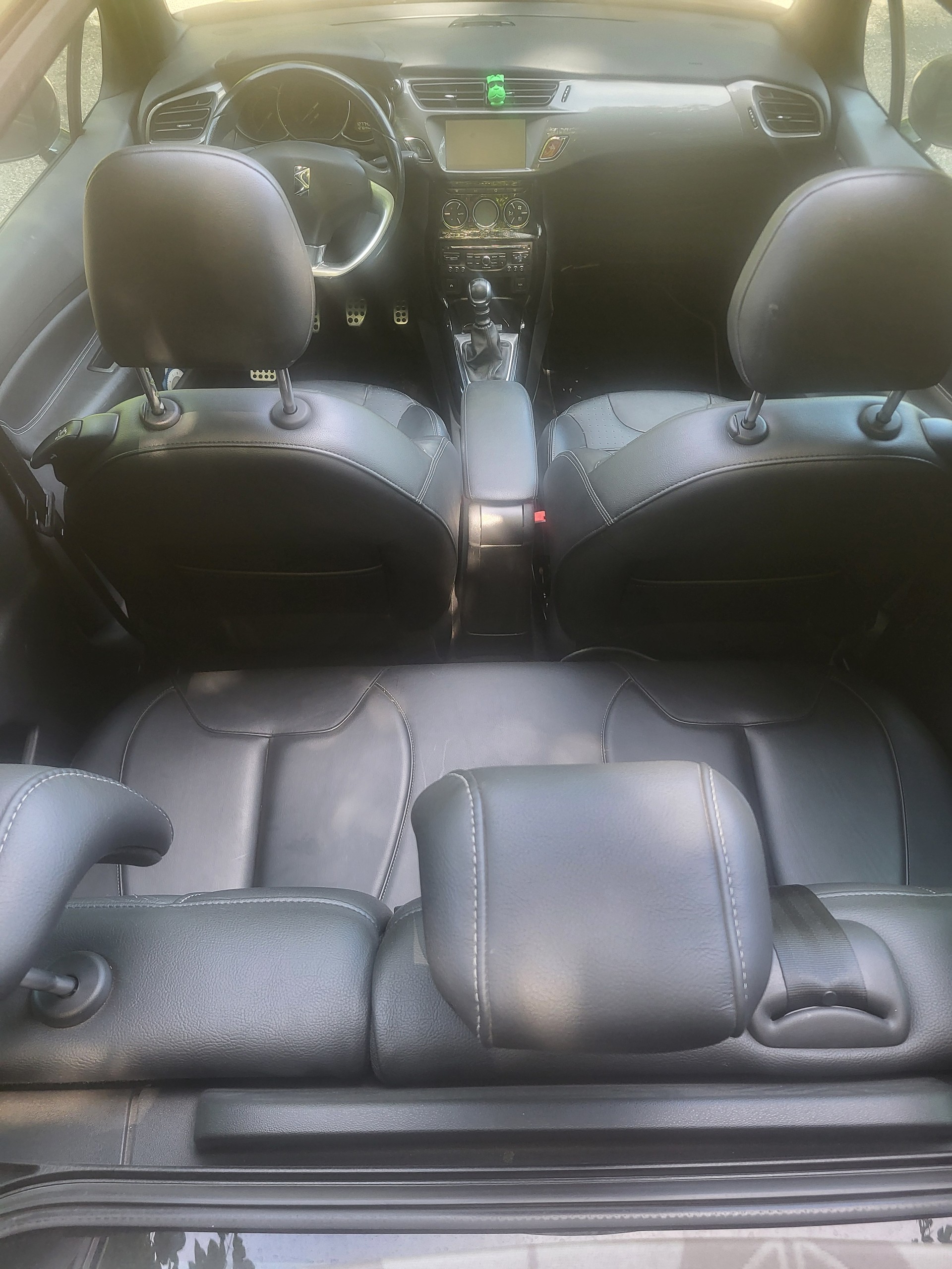 DS AUTOMOBILES 1.6 THP Sport Chic-image-4
