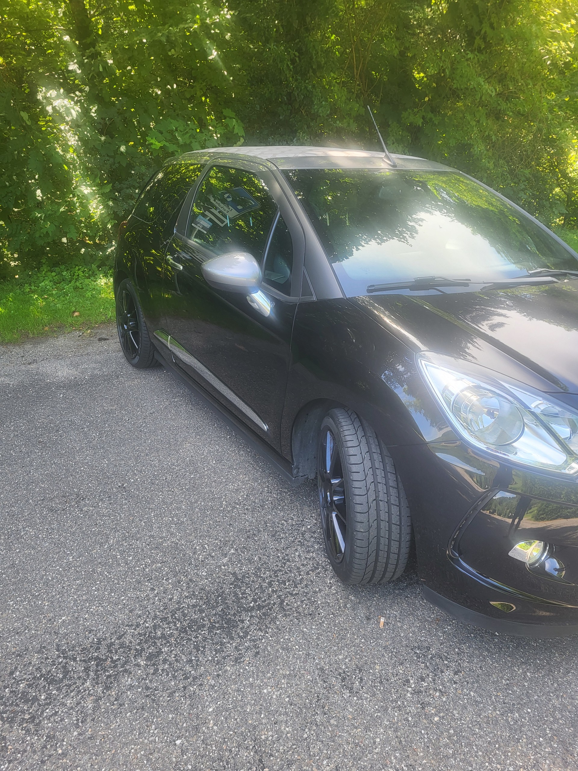 DS AUTOMOBILES 1.6 THP Sport Chic-image-0