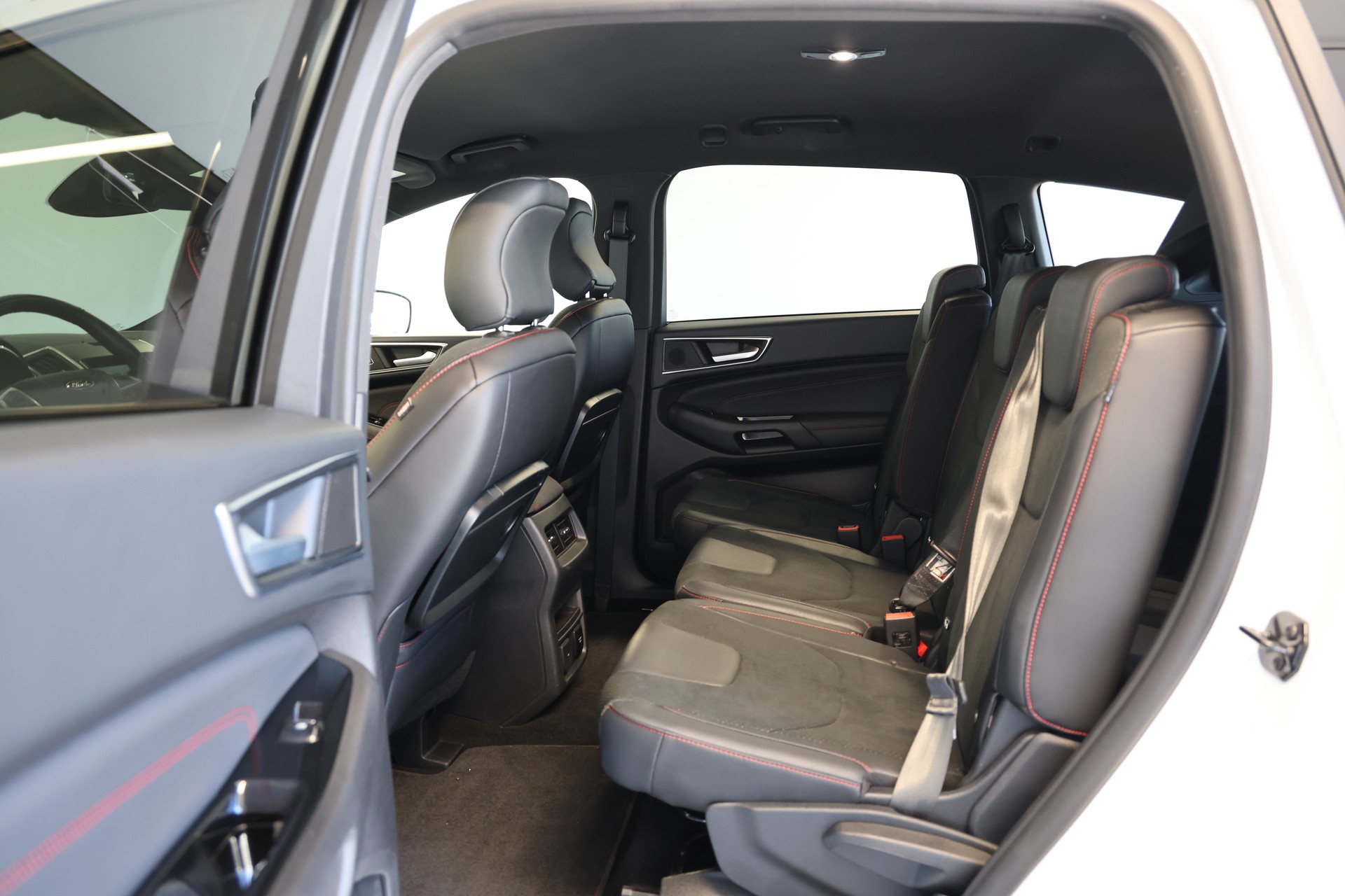 FORD S-Max 2.5 FHEV ST-Line 7Pl-image-16