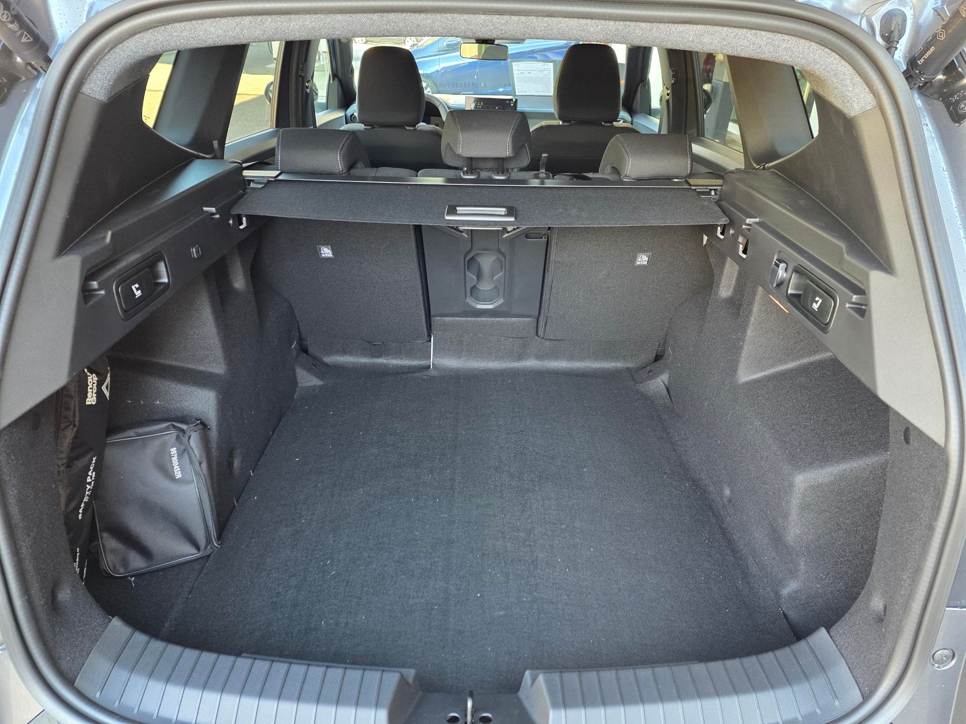 DACIA Bigster 1.2 Hybrid Journey 4WD-image-9