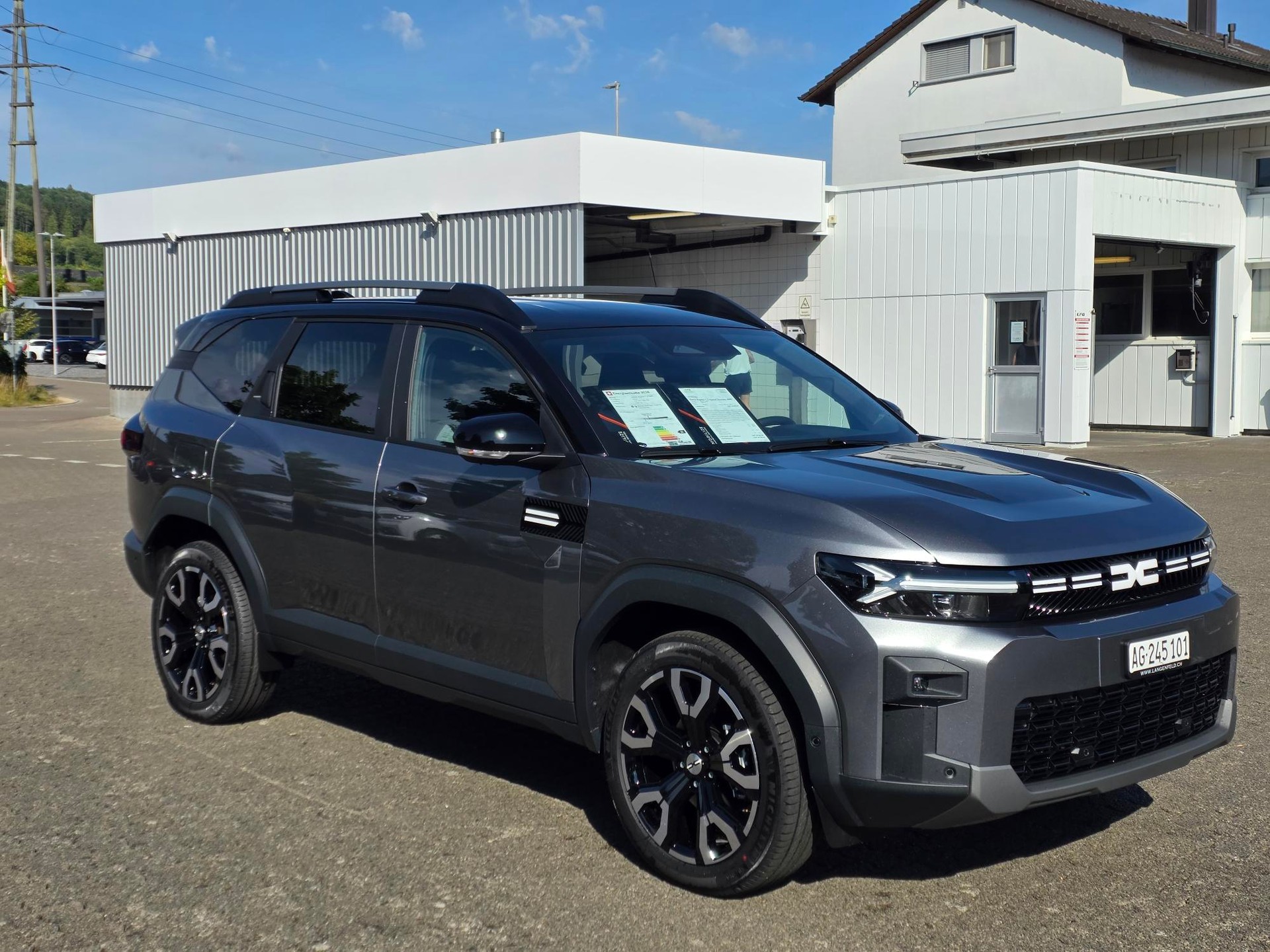 DACIA Bigster 1.2 Hybrid Journey 4WD-image-4