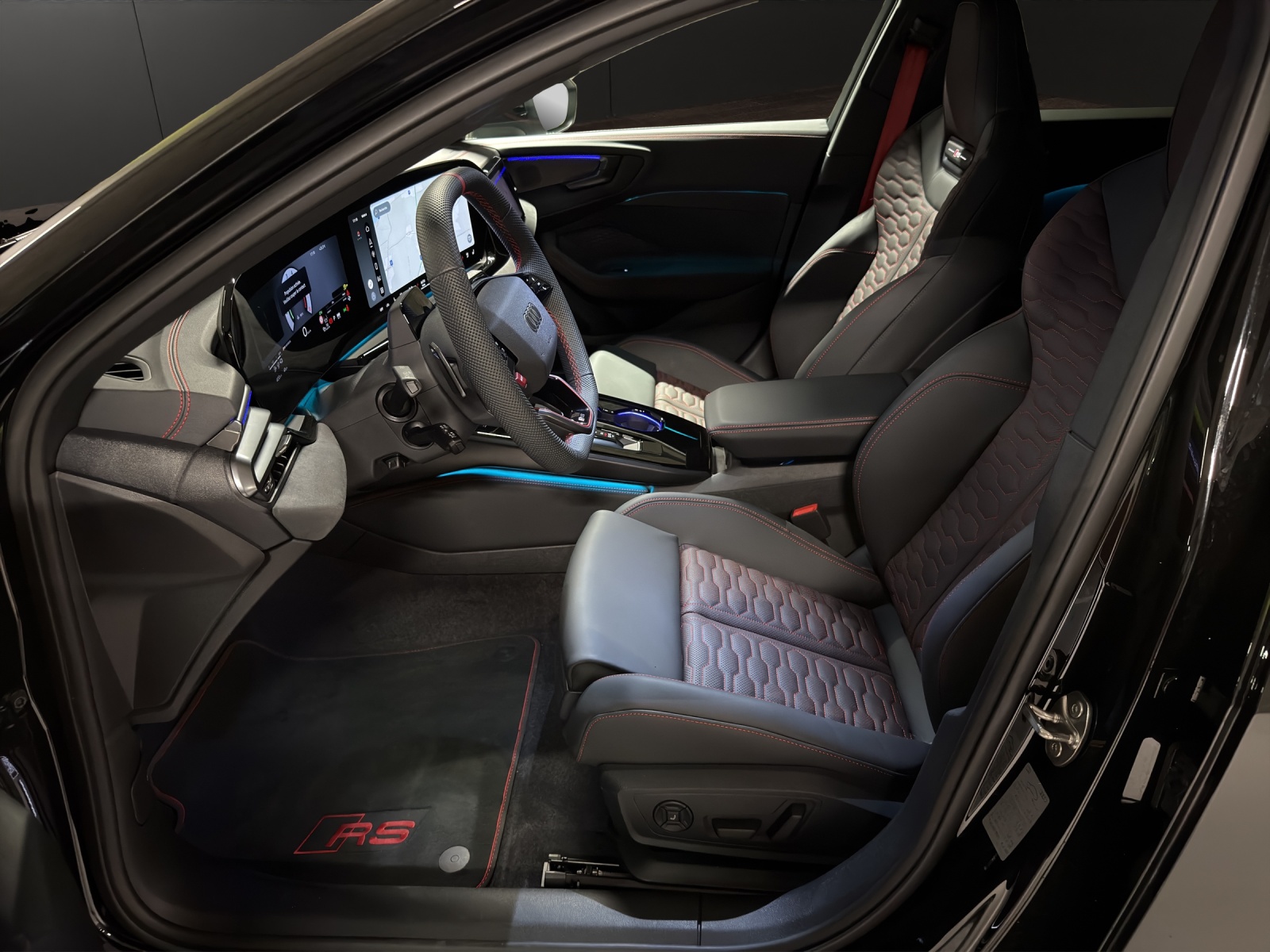 AUDI RS 5 Avant TFSI 470 kW Tiptronic quattro-image-7