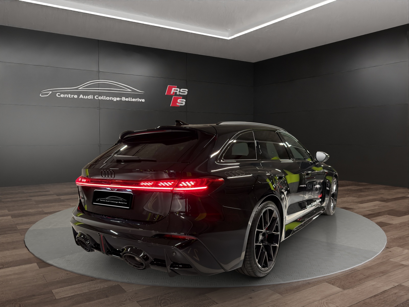 AUDI RS 5 Avant TFSI 470 kW Tiptronic quattro-image-5