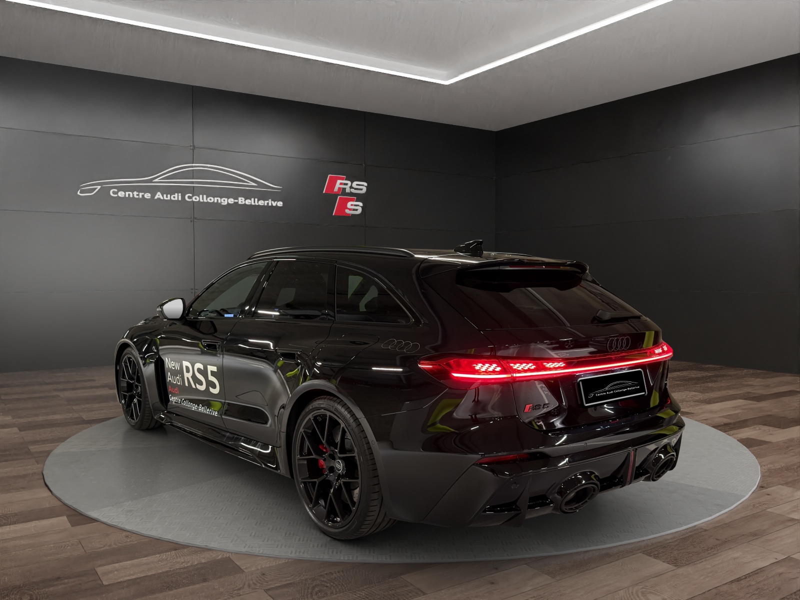 AUDI RS 5 Avant TFSI 470 kW Tiptronic quattro-showroom-element-3