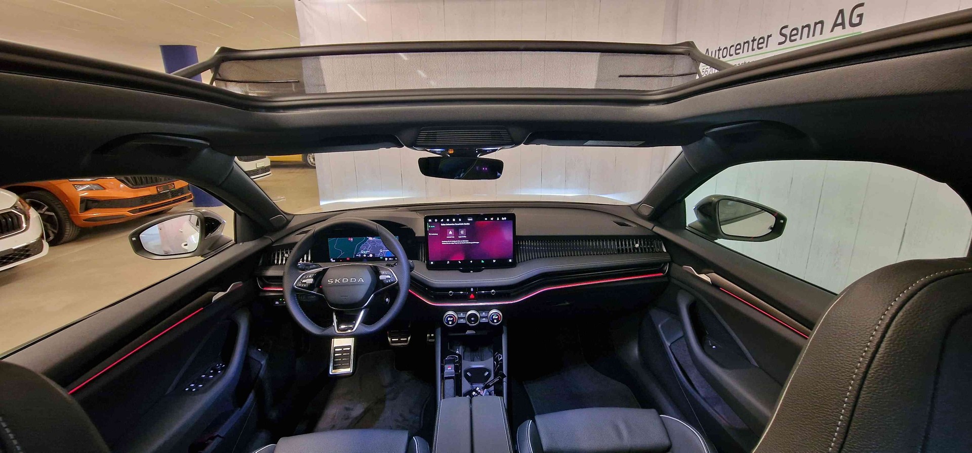 SKODA Superb Combi 2.0 TSI Sportline 4x4 DSG-image-14