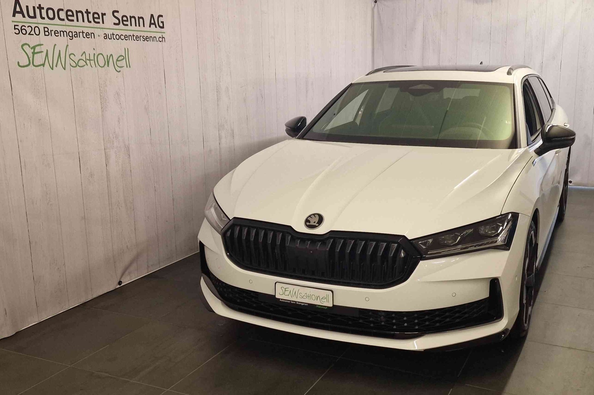 SKODA Superb Combi 2.0 TSI Sportline 4x4 DSG-image-1