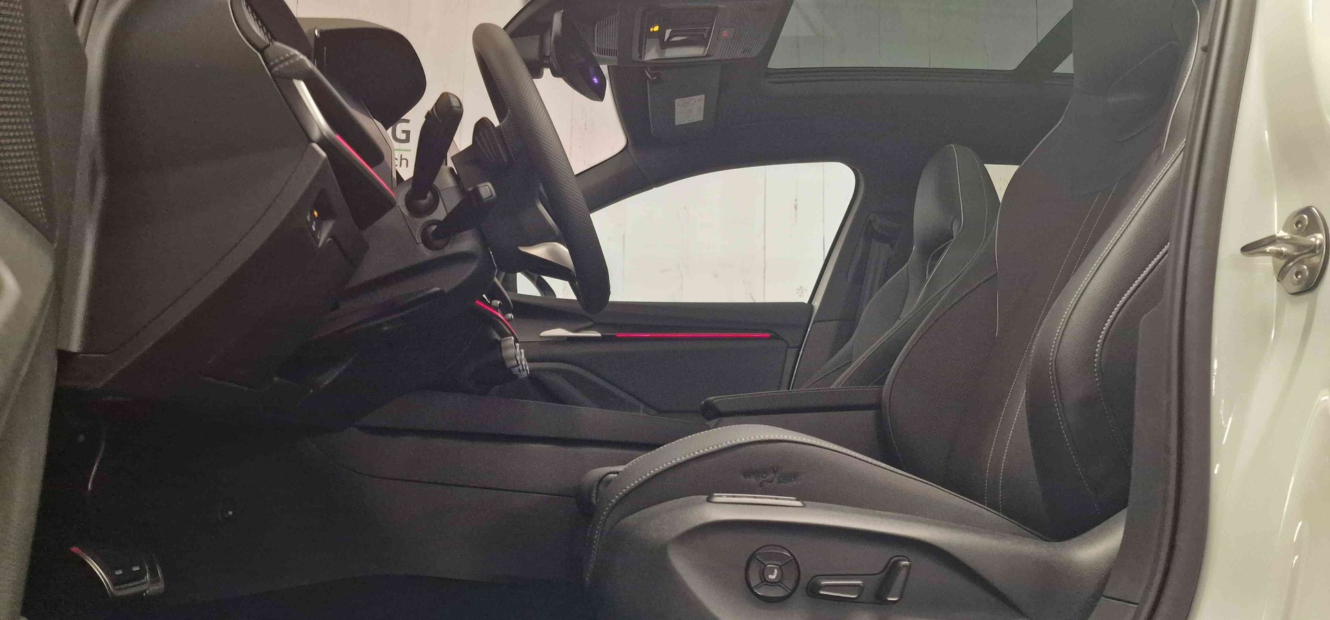 SKODA Superb Combi 2.0 TSI Sportline 4x4 DSG-image-3
