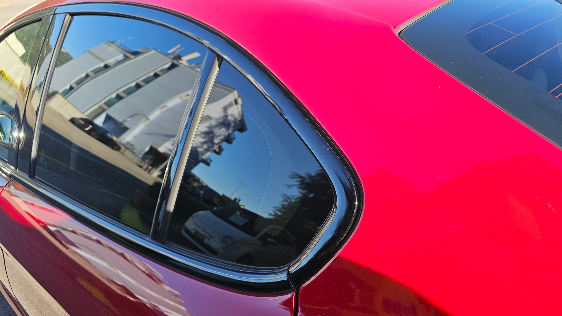 ALFA ROMEO Giulia 2.2 JTDM Veloce Q4 Automatic-image-4