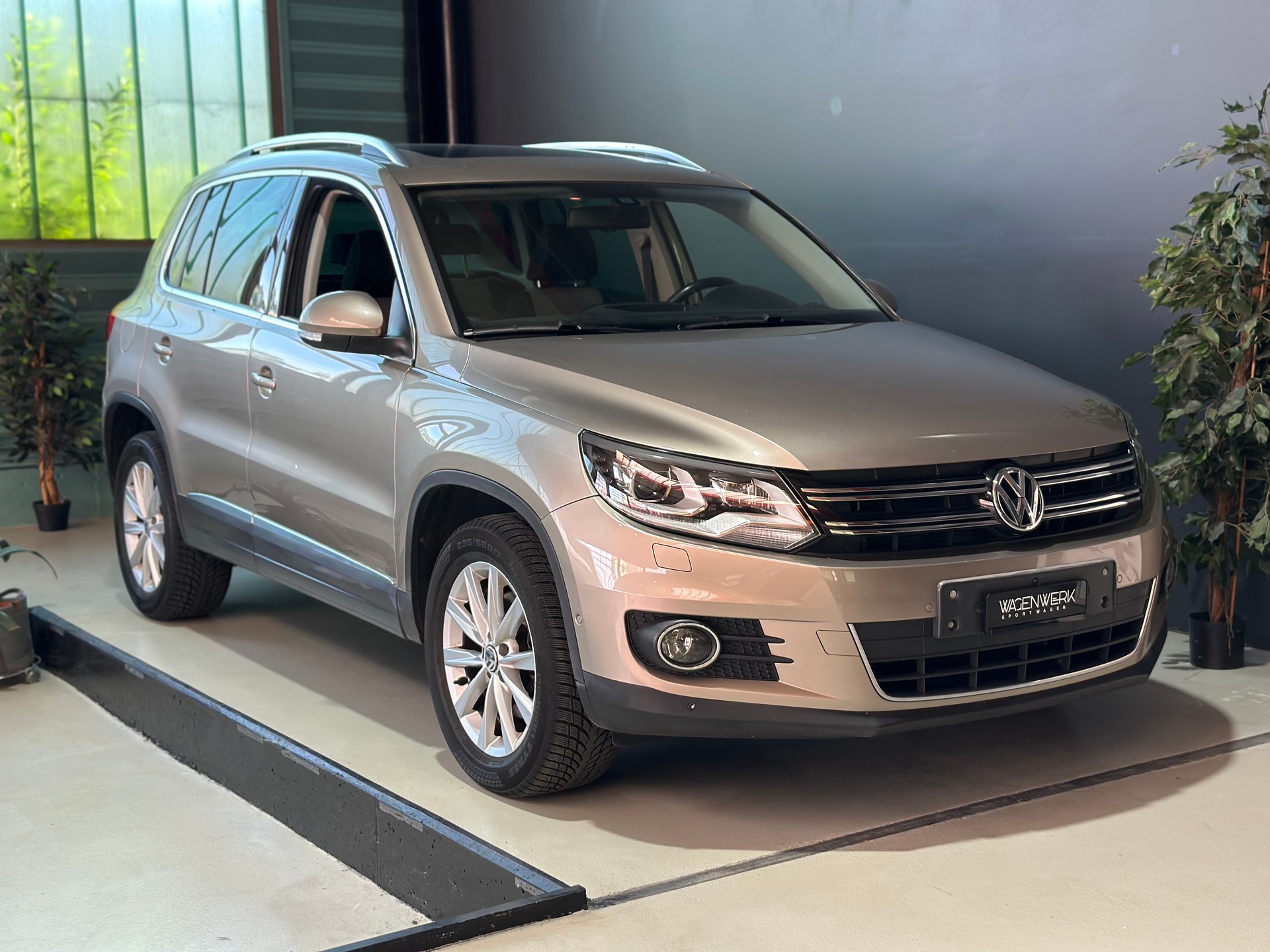 VW Tiguan 2.0 TSI Sport&Style 4Motion DSG-image-0