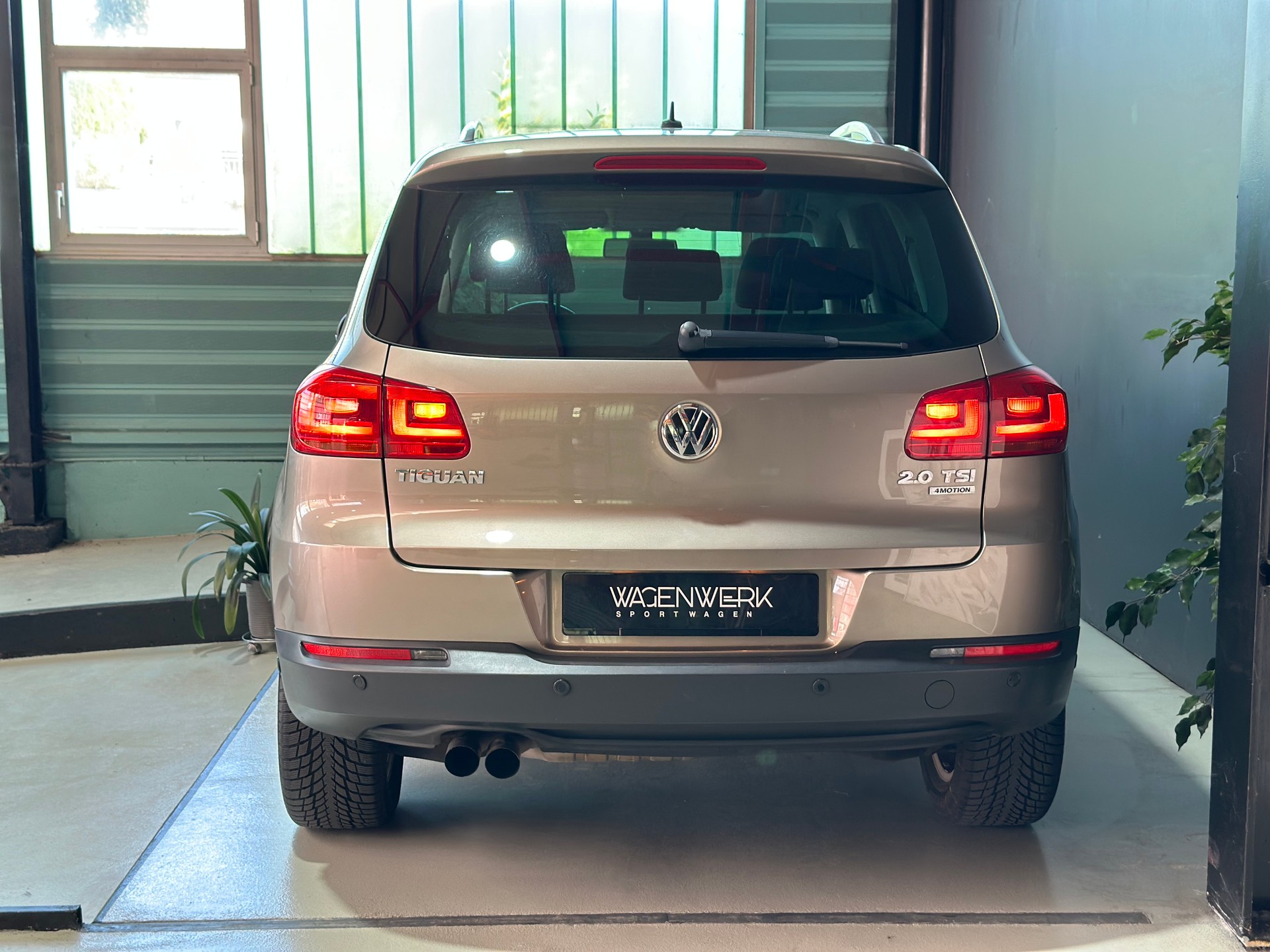 VW Tiguan 2.0 TSI Sport&Style 4Motion DSG-image-8