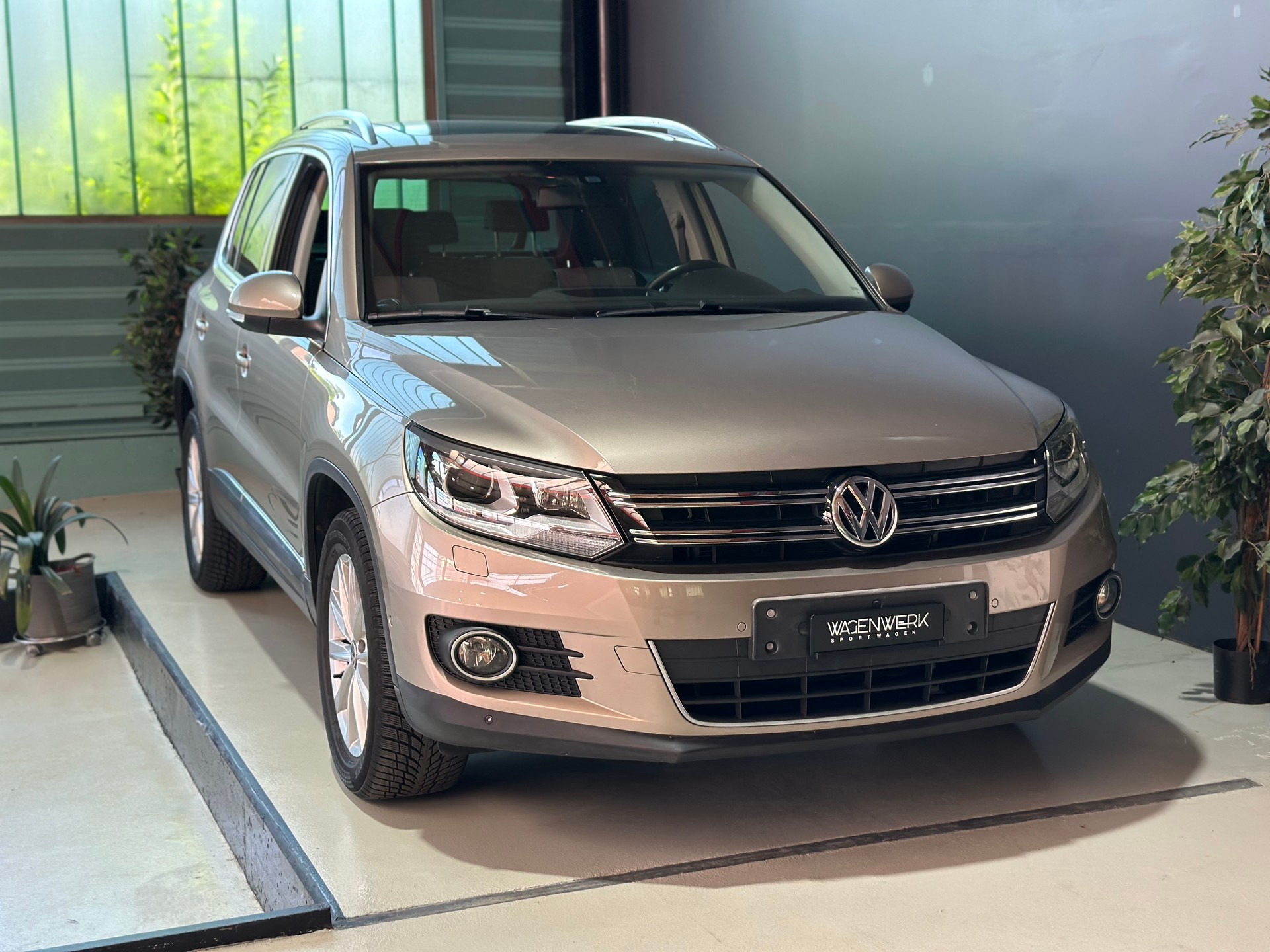 VW Tiguan 2.0 TSI Sport&Style 4Motion DSG-image-1