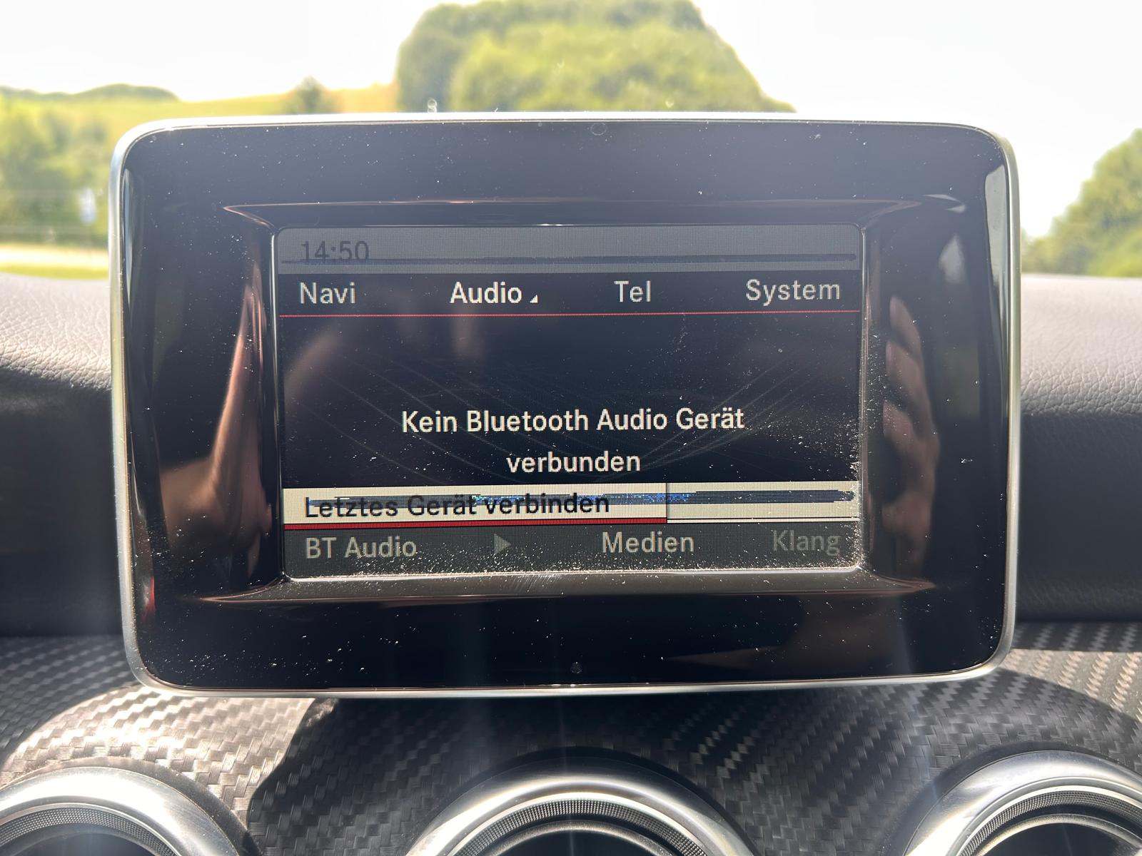 MERCEDES-BENZ A 200 AMG Line-image-27