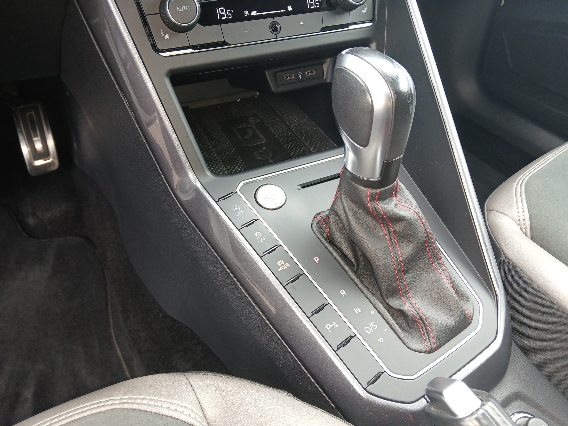VW Polo 2.0 TSI GTI DSG-image-6