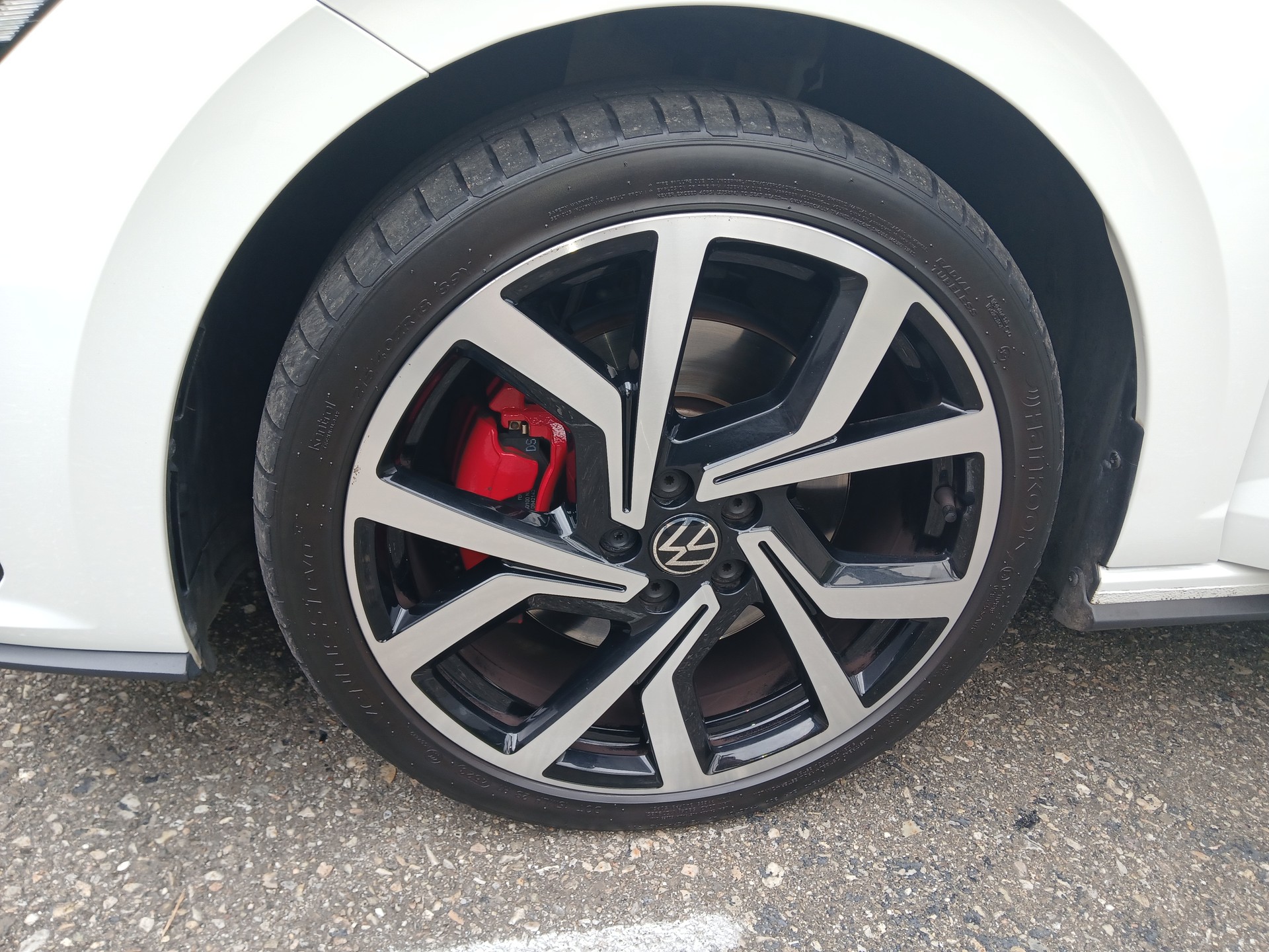 VW Polo 2.0 TSI GTI DSG-image-10