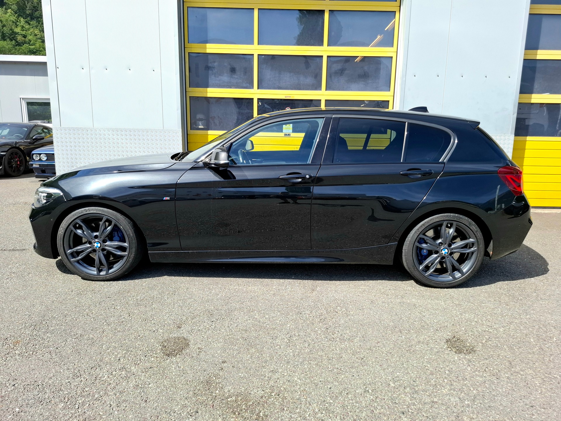BMW M140i xDrive Steptronic-image-7