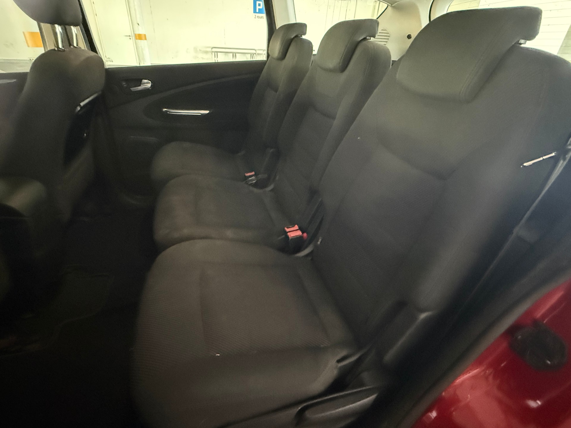 FORD S-Max 2.0 SCTi TitaniumS PowerShift-image-8
