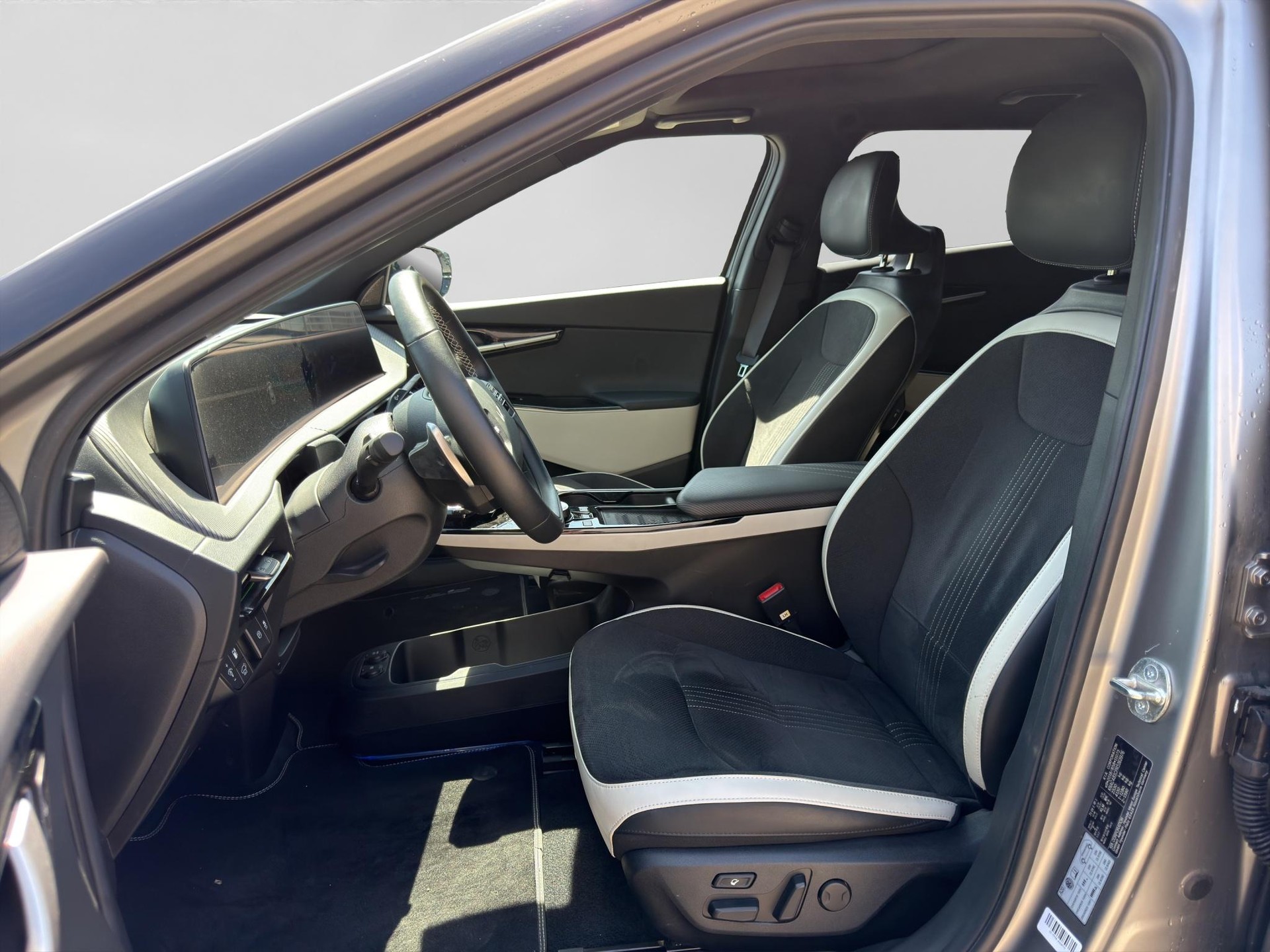 KIA EV6 77 kWh GT-Line 4x4-image-1