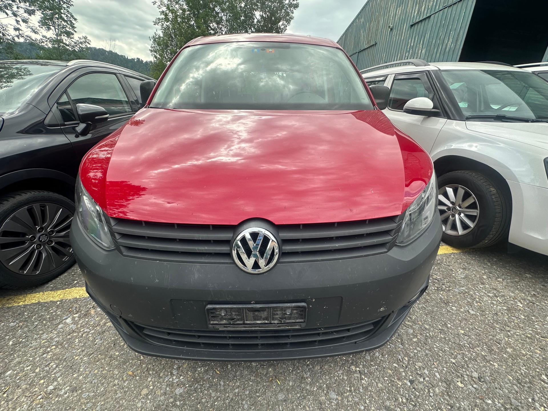 VW Caddy 2.0 TDI 4Motion-image-0