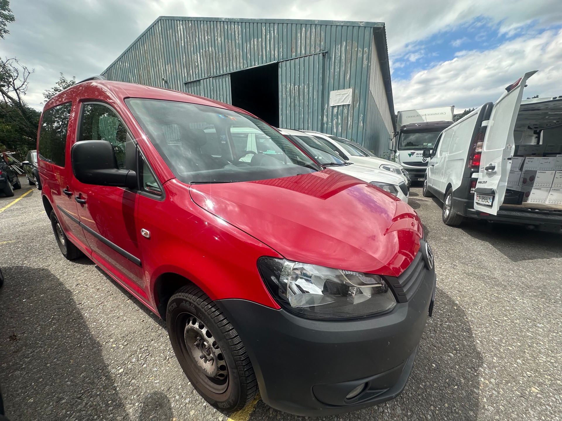 VW Caddy 2.0 TDI 4Motion-image-8