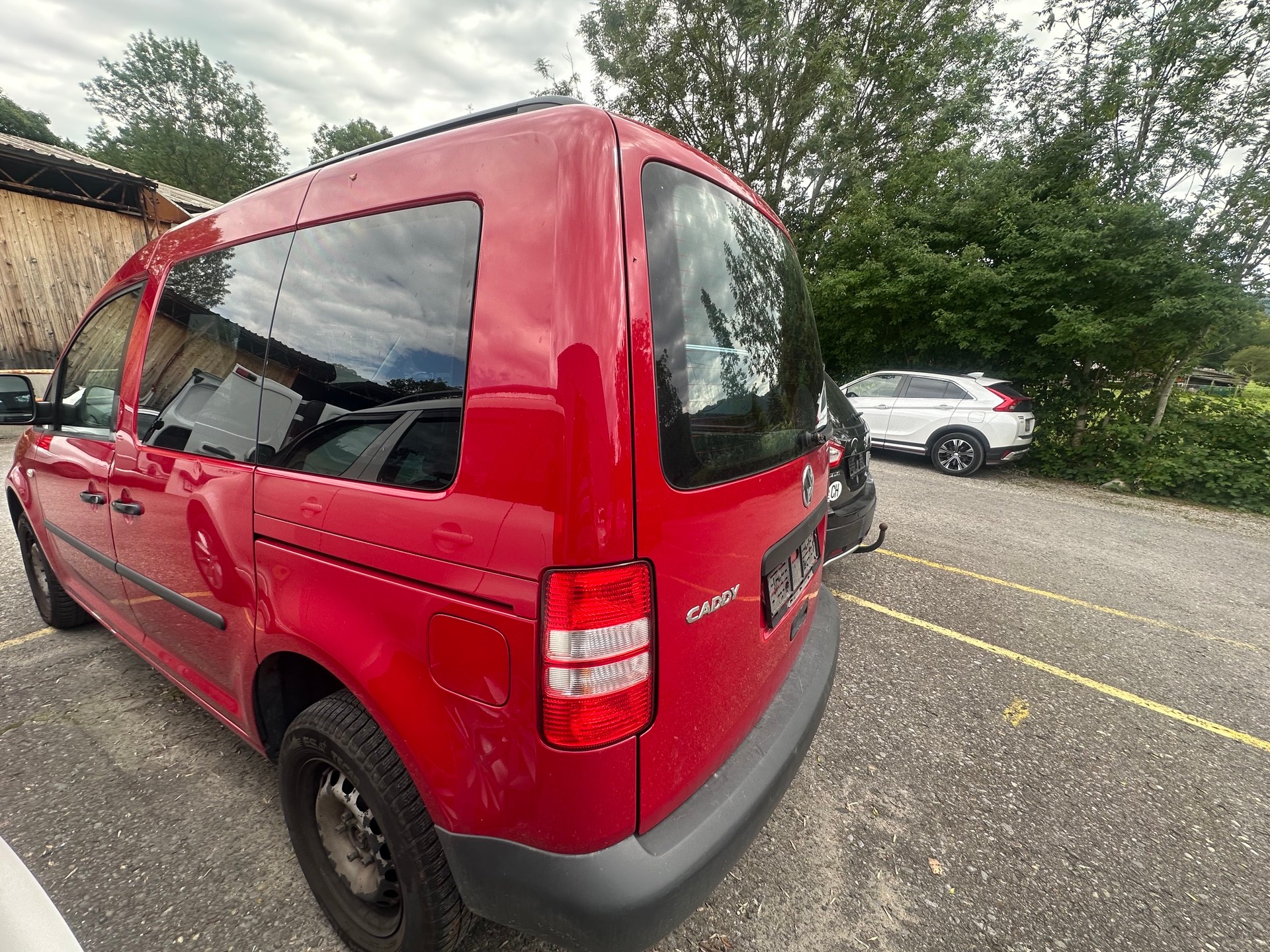 VW Caddy 2.0 TDI 4Motion-image-5