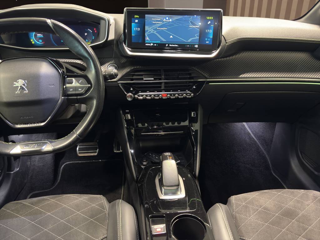 PEUGEOT 208 Elektrik GT Pack-image-13