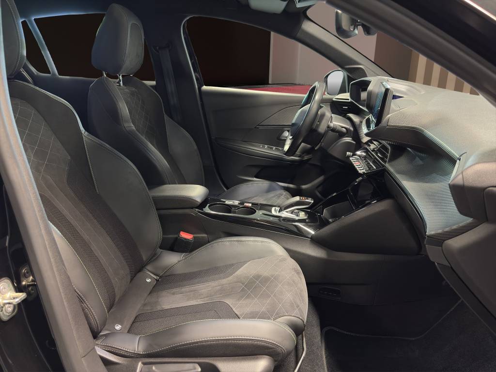 PEUGEOT 208 Elektrik GT Pack-image-7