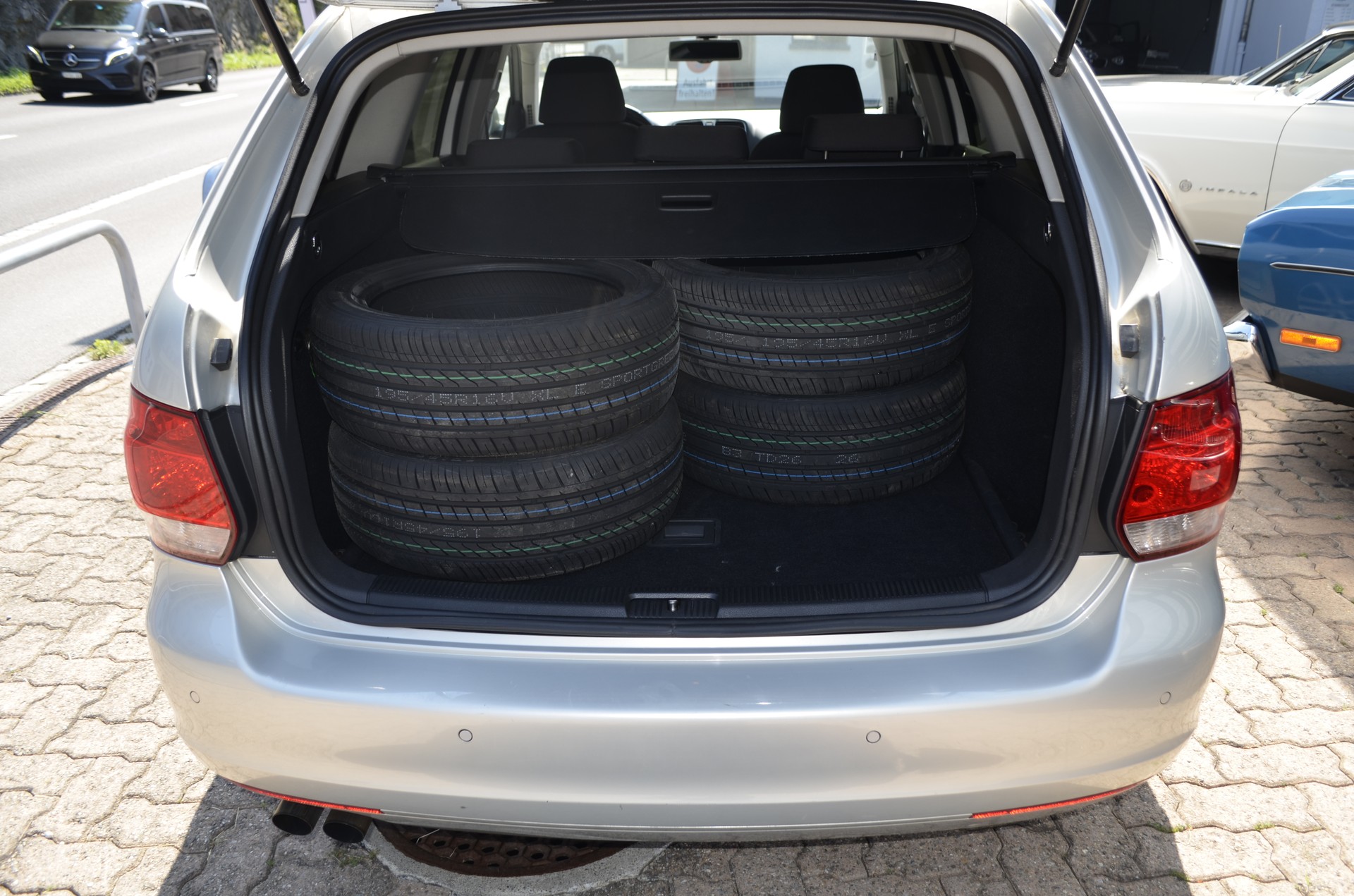 VW Golf Variant 1.4 TSI Comfortline DSG-image-9