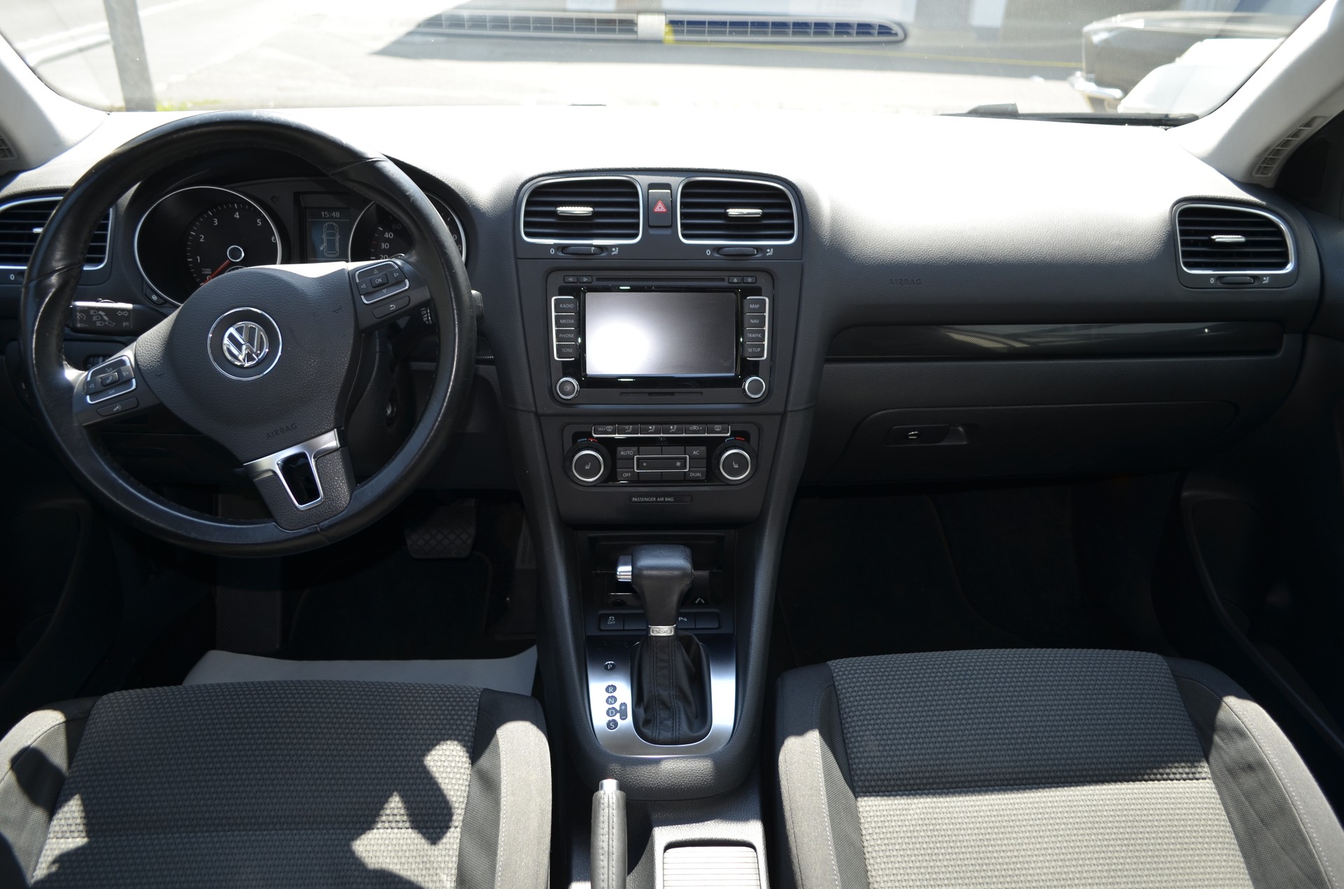 VW Golf Variant 1.4 TSI Comfortline DSG-image-6