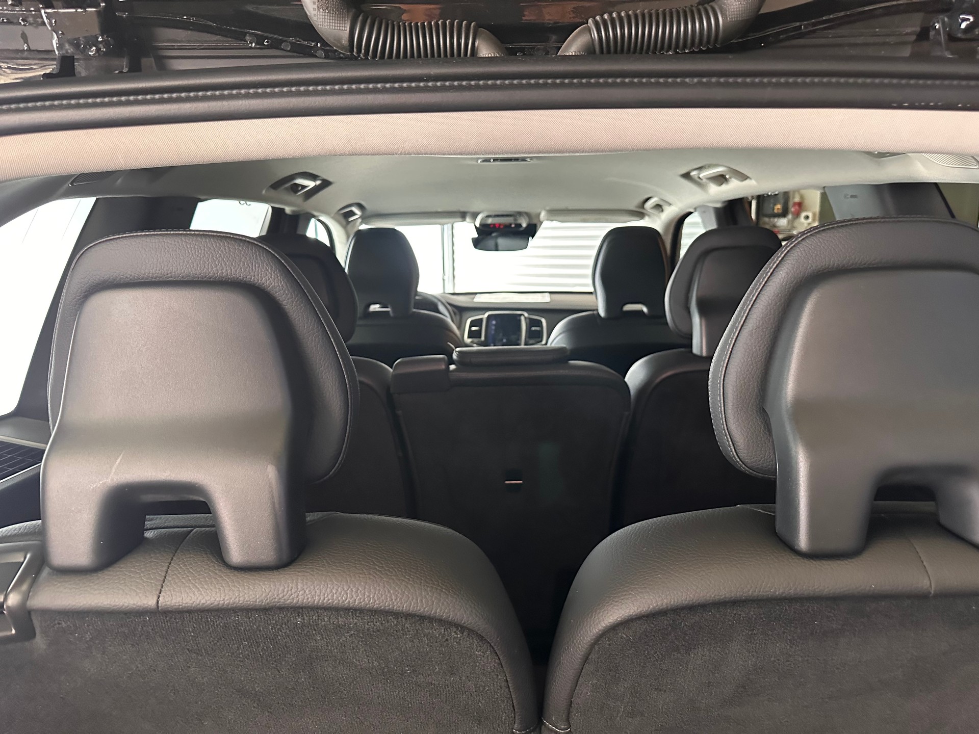 VOLVO XC90 2.0 D5 Momentum 7P. AWD-image-18