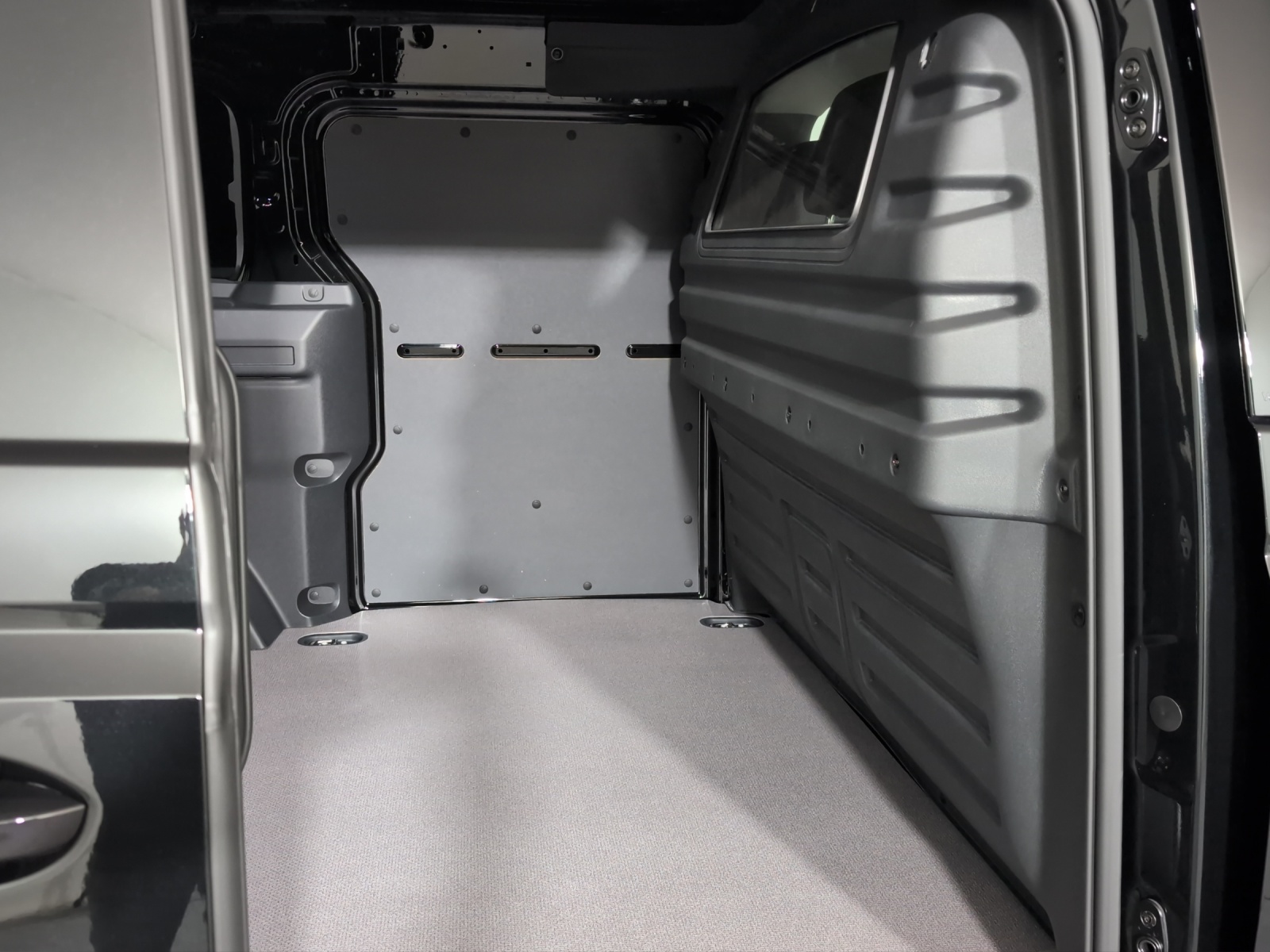 VW ID. Buzz Cargo Pro-image-8