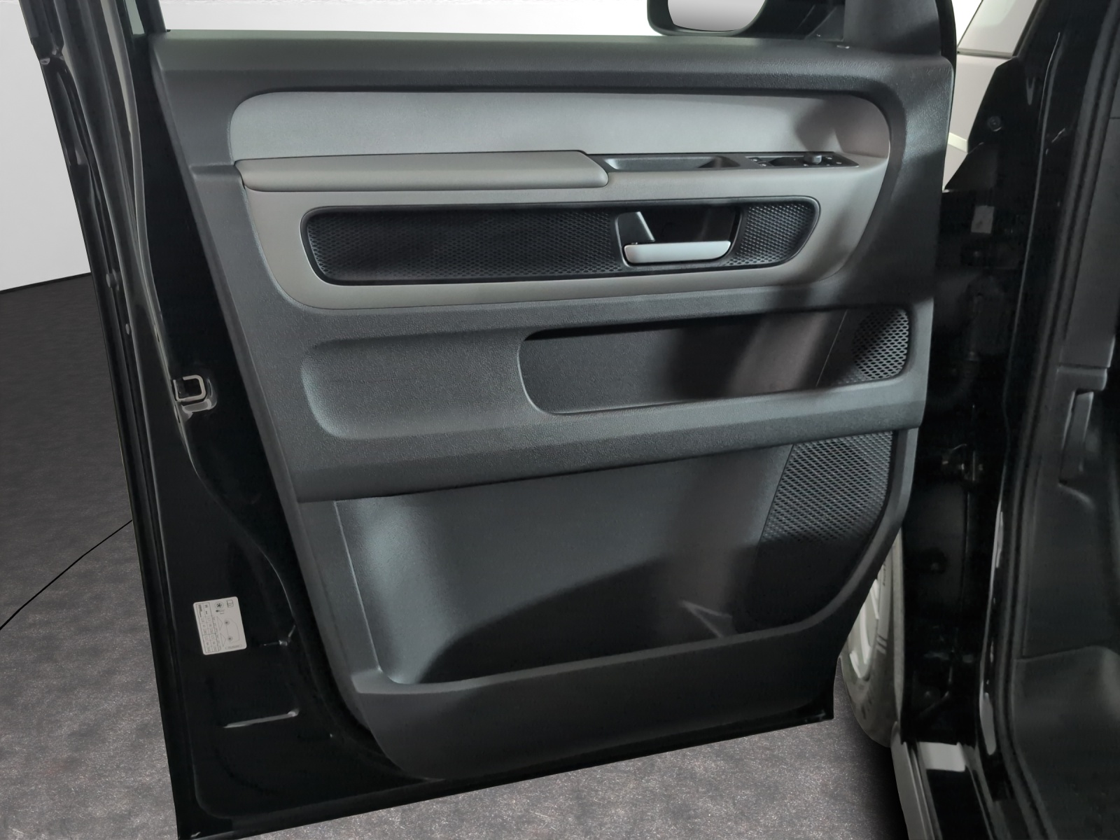 VW ID. Buzz Cargo Pro-image-13