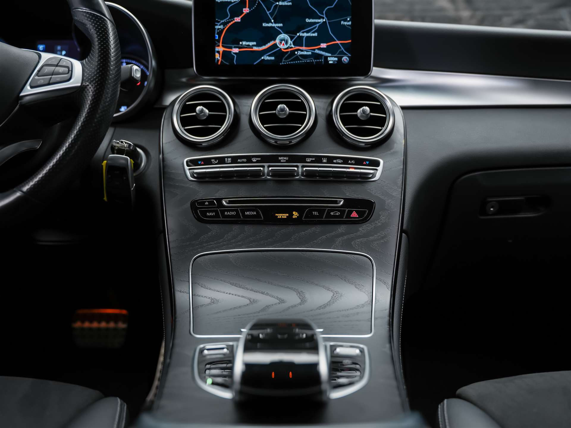 MERCEDES-BENZ GLC 350 d AMG Line 4Matic 9G-Tronic *Standheizung*Head Up*Sitzheizung*-image-18