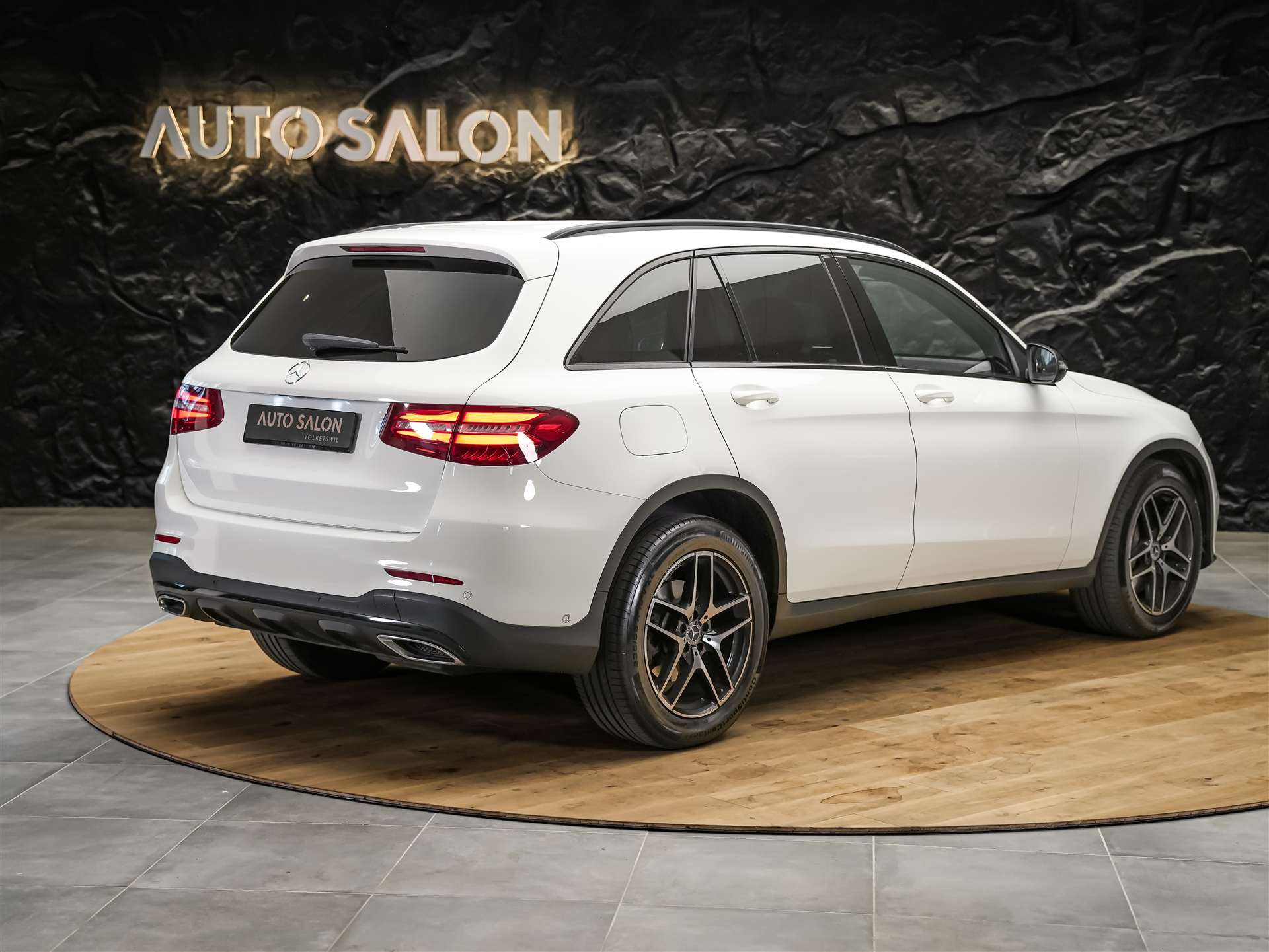 MERCEDES-BENZ GLC 350 d AMG Line 4Matic 9G-Tronic *Standheizung*Head Up*Sitzheizung*-image-4
