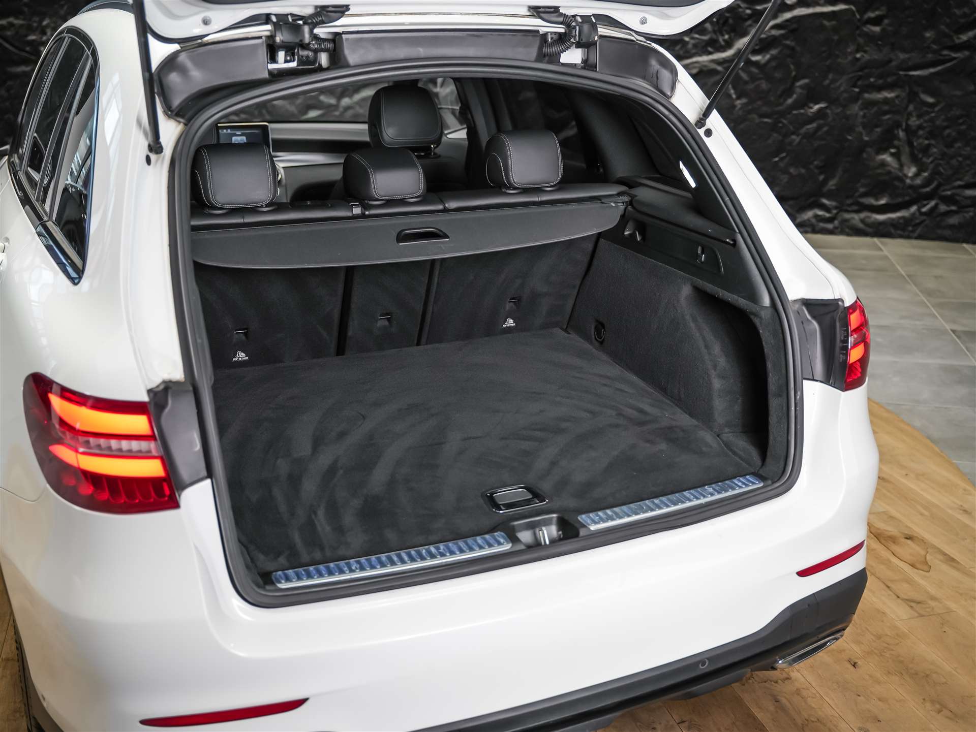 MERCEDES-BENZ GLC 350 d AMG Line 4Matic 9G-Tronic *Standheizung*Head Up*Sitzheizung*-image-38