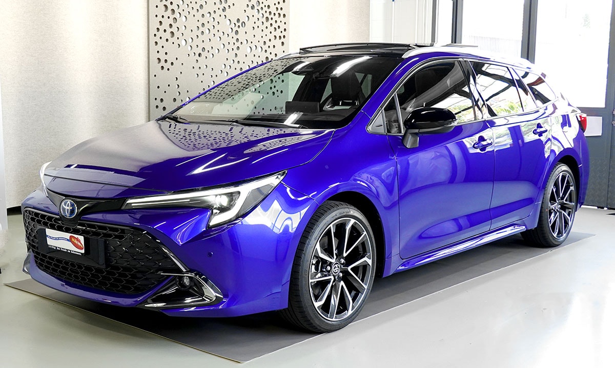 TOYOTA Corolla Touring Sports 2.0 HSD Premium e-CVT, VOLLEDER, Panoramaglasdach