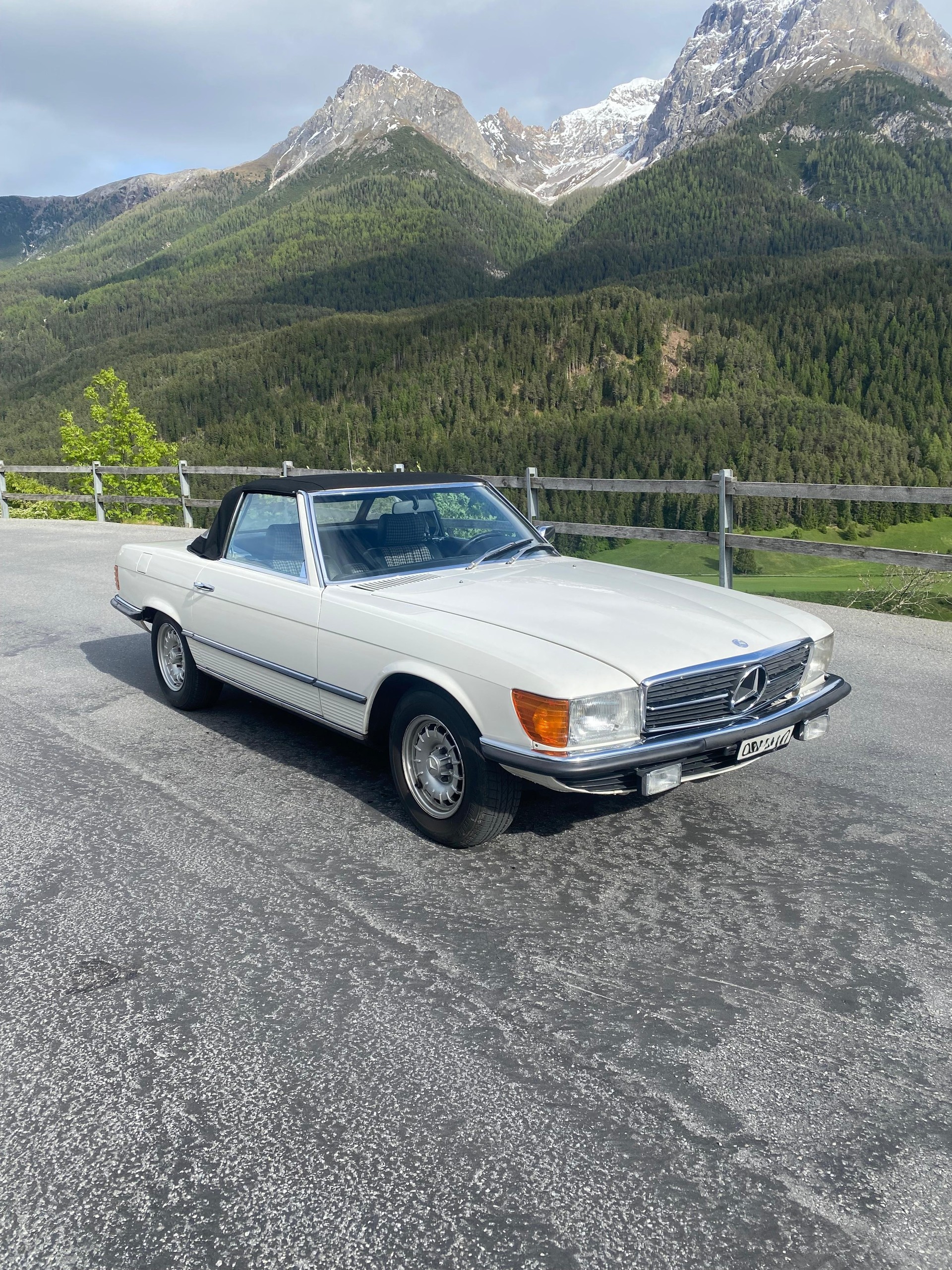 MERCEDES-BENZ 280 SL Veteran