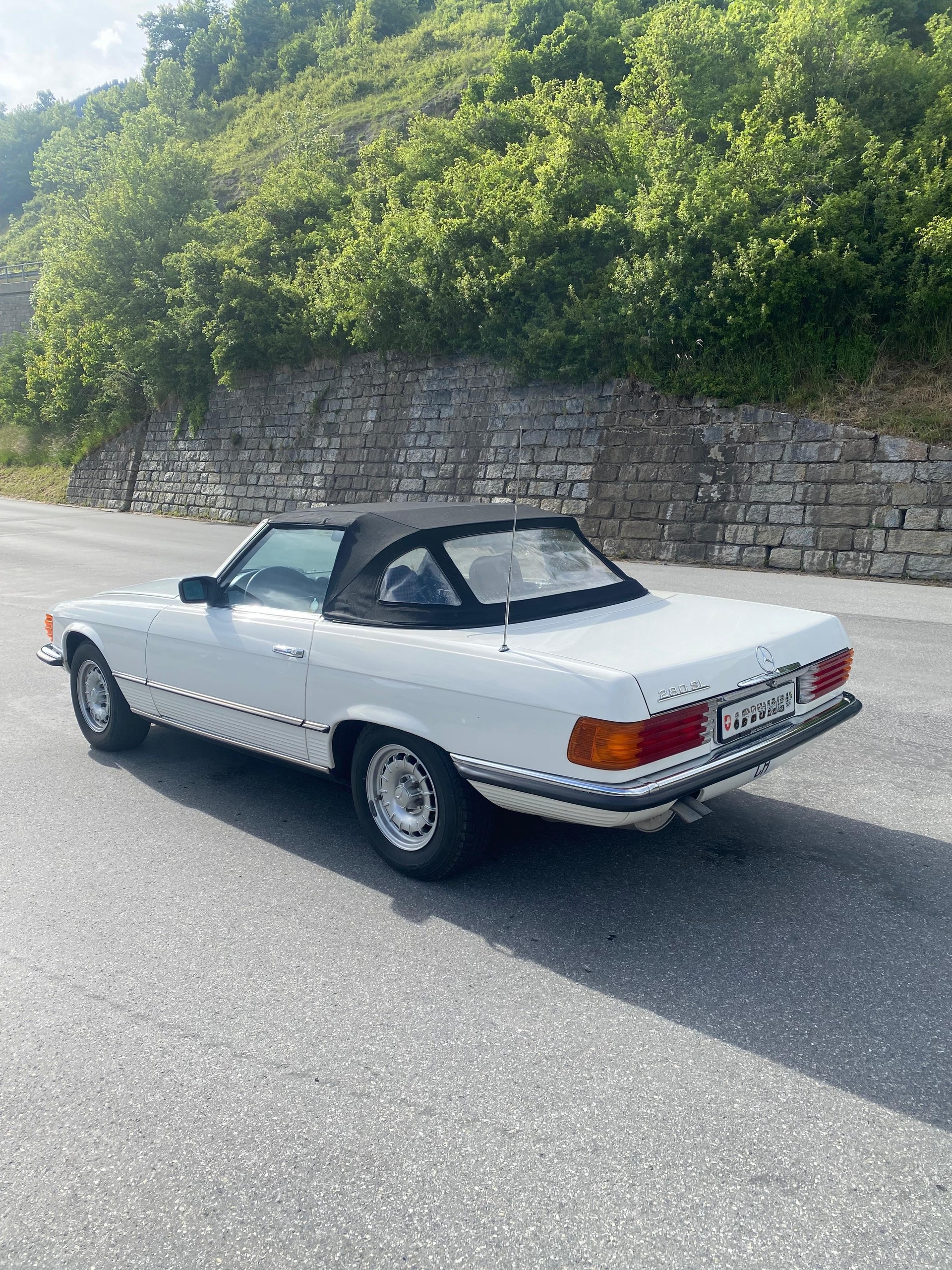 MERCEDES-BENZ 280 SL Veteran-image-3