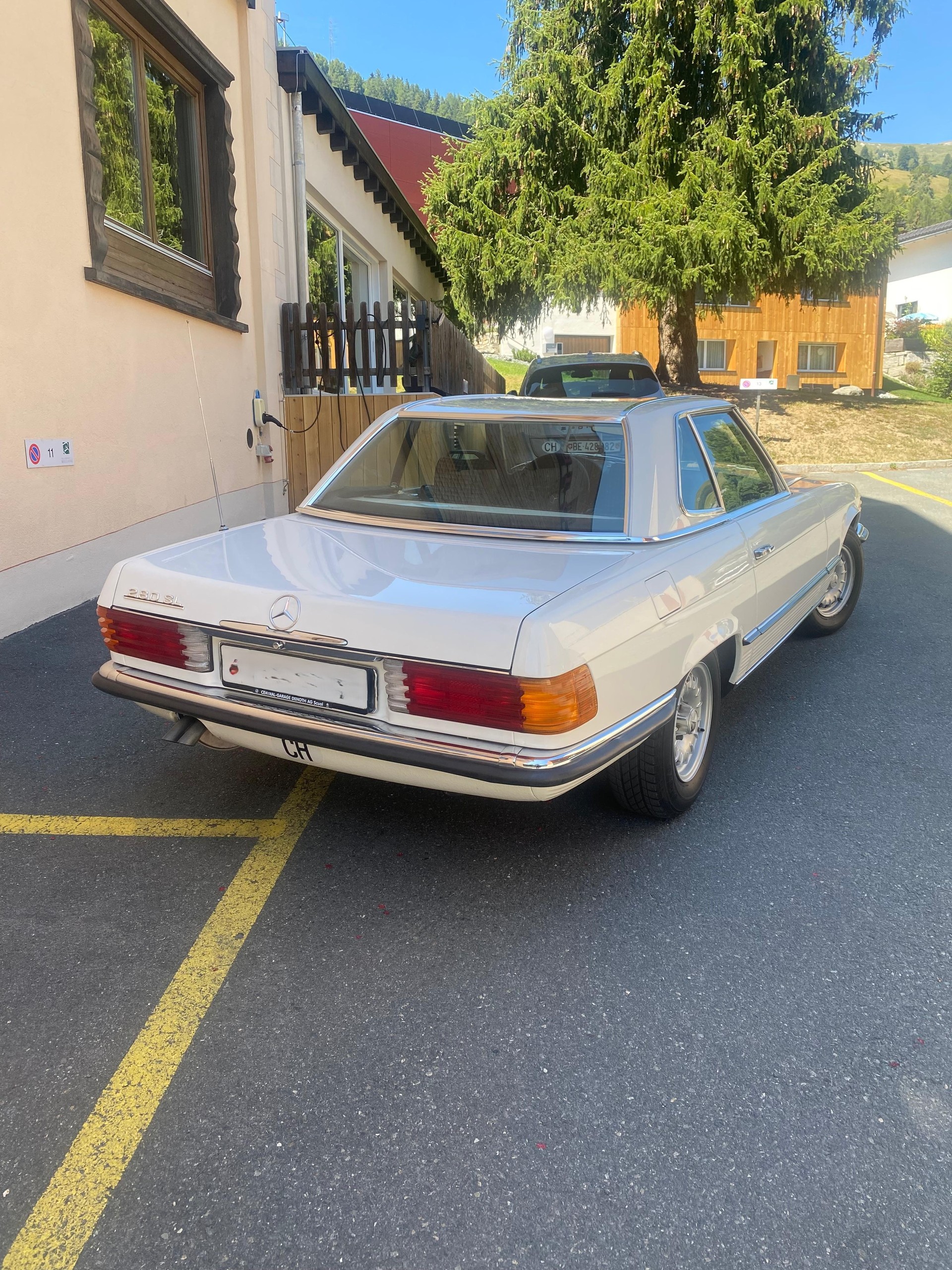 MERCEDES-BENZ 280 SL Veteran-image-8